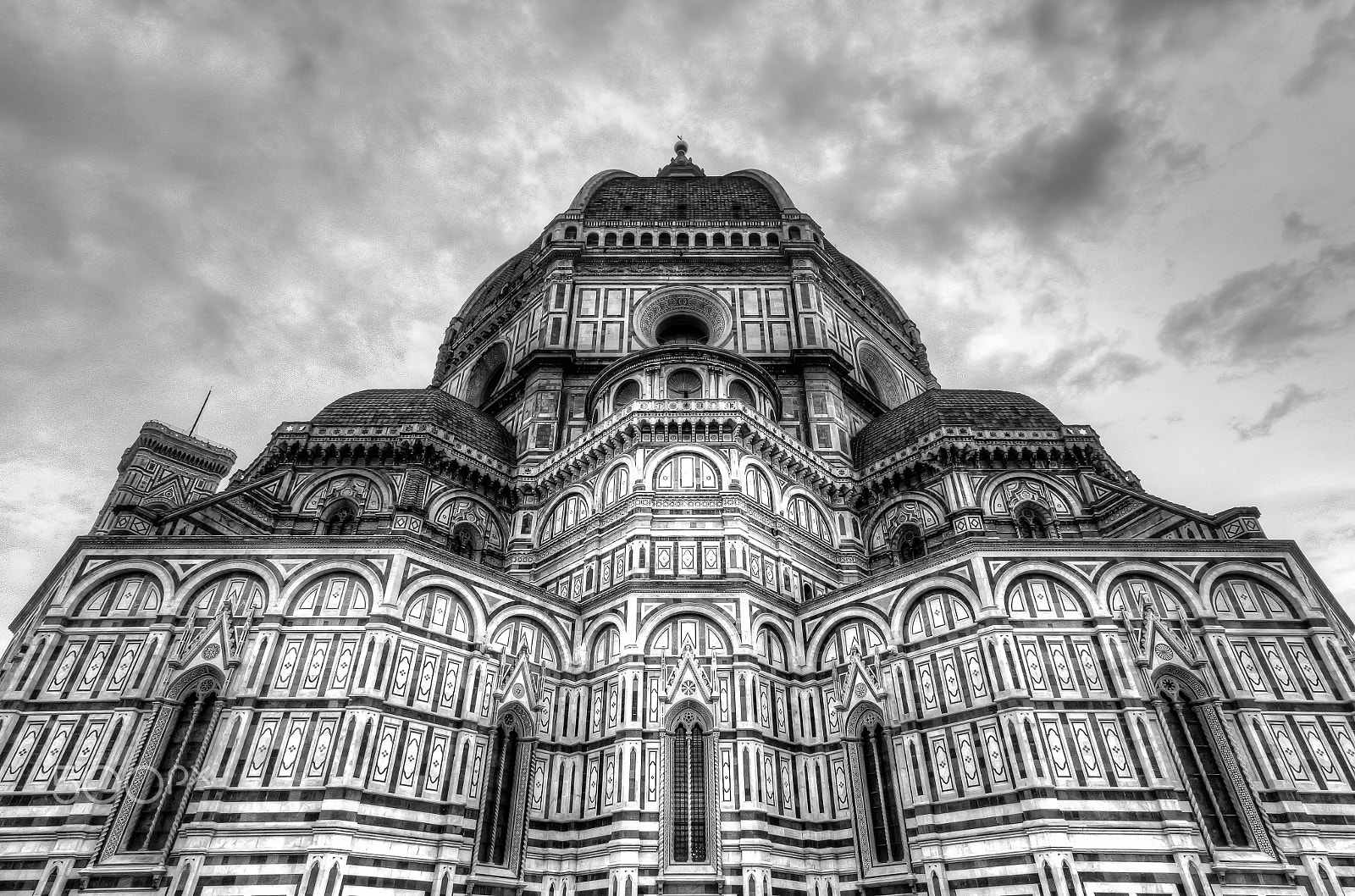 ZEISS Touit 12mm F2.8 sample photo. Behind the duomo of florence b&w photography