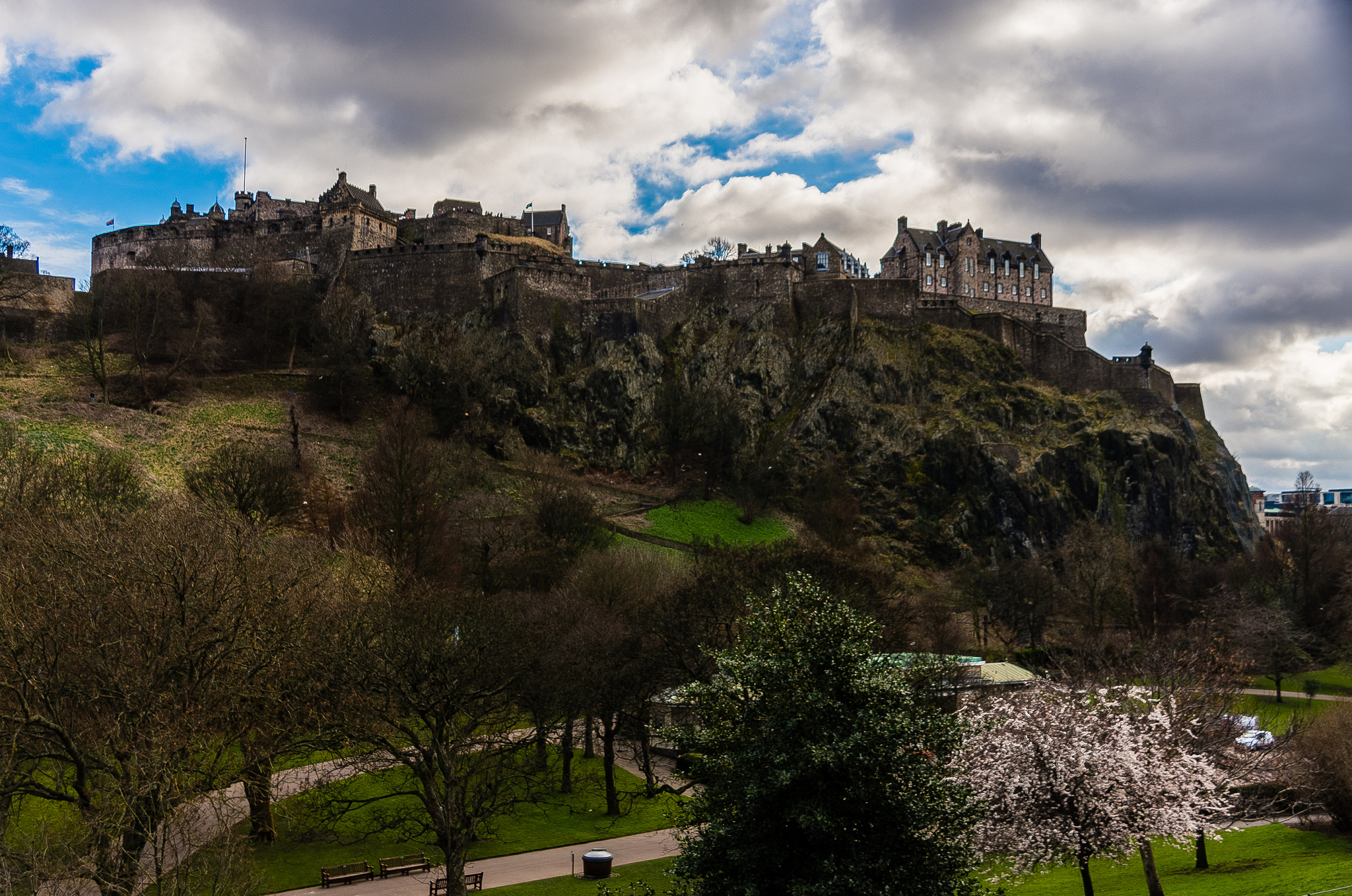 Pentax K-5 IIs sample photo. Castle of edinburgh photography