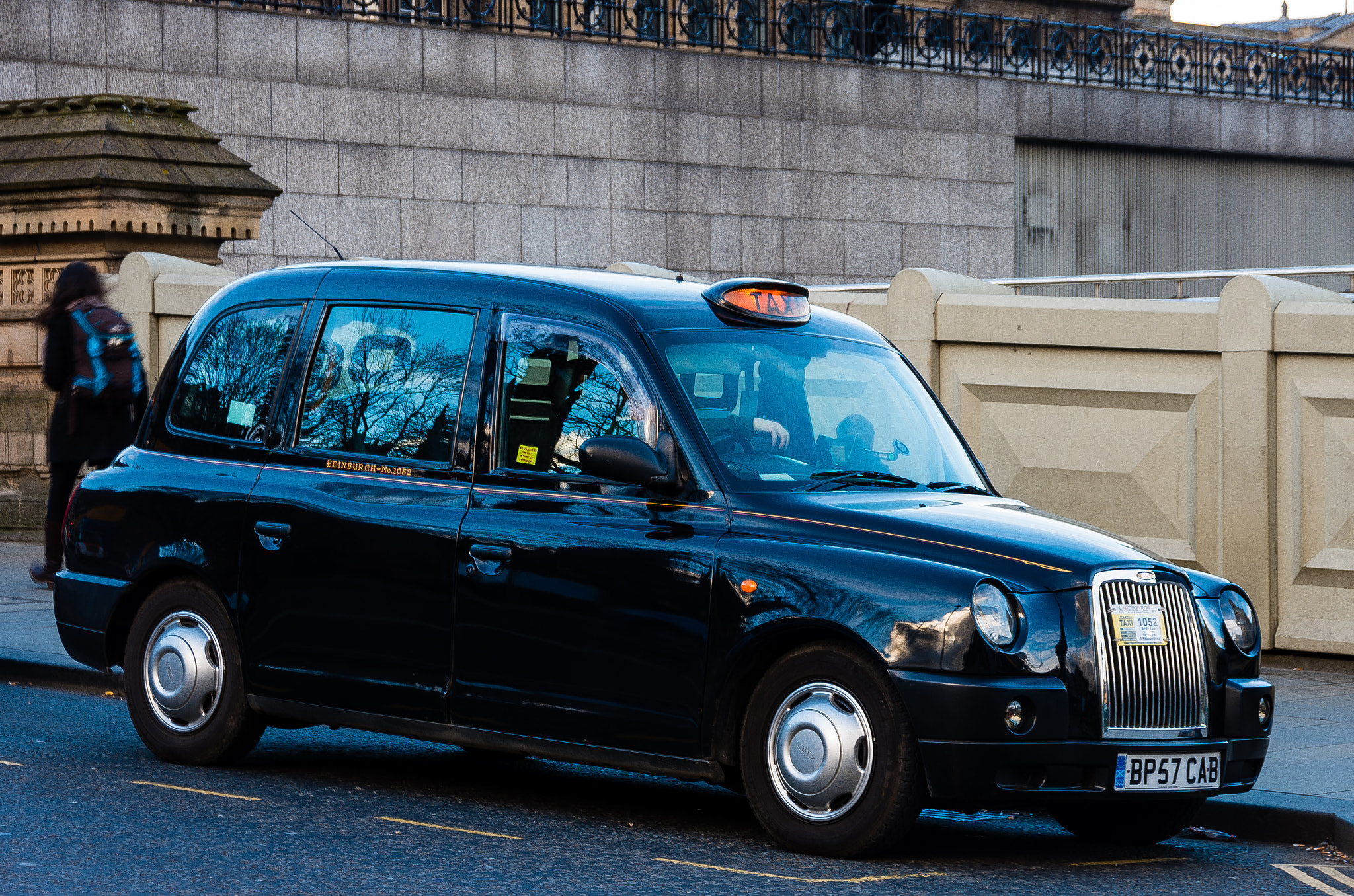 Pentax K-5 IIs sample photo. Taxi photography