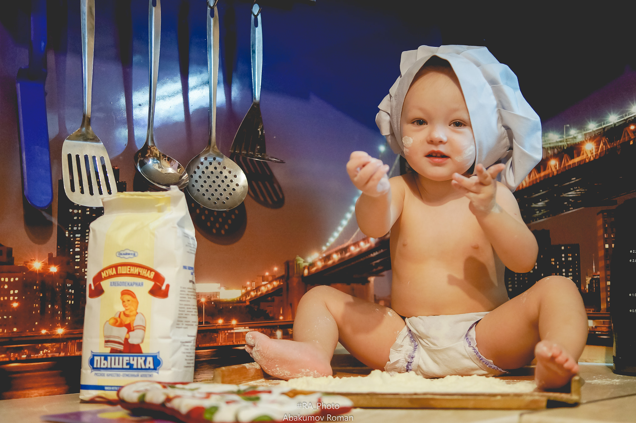 Sony DT 35mm F1.8 SAM sample photo. Little helper photography