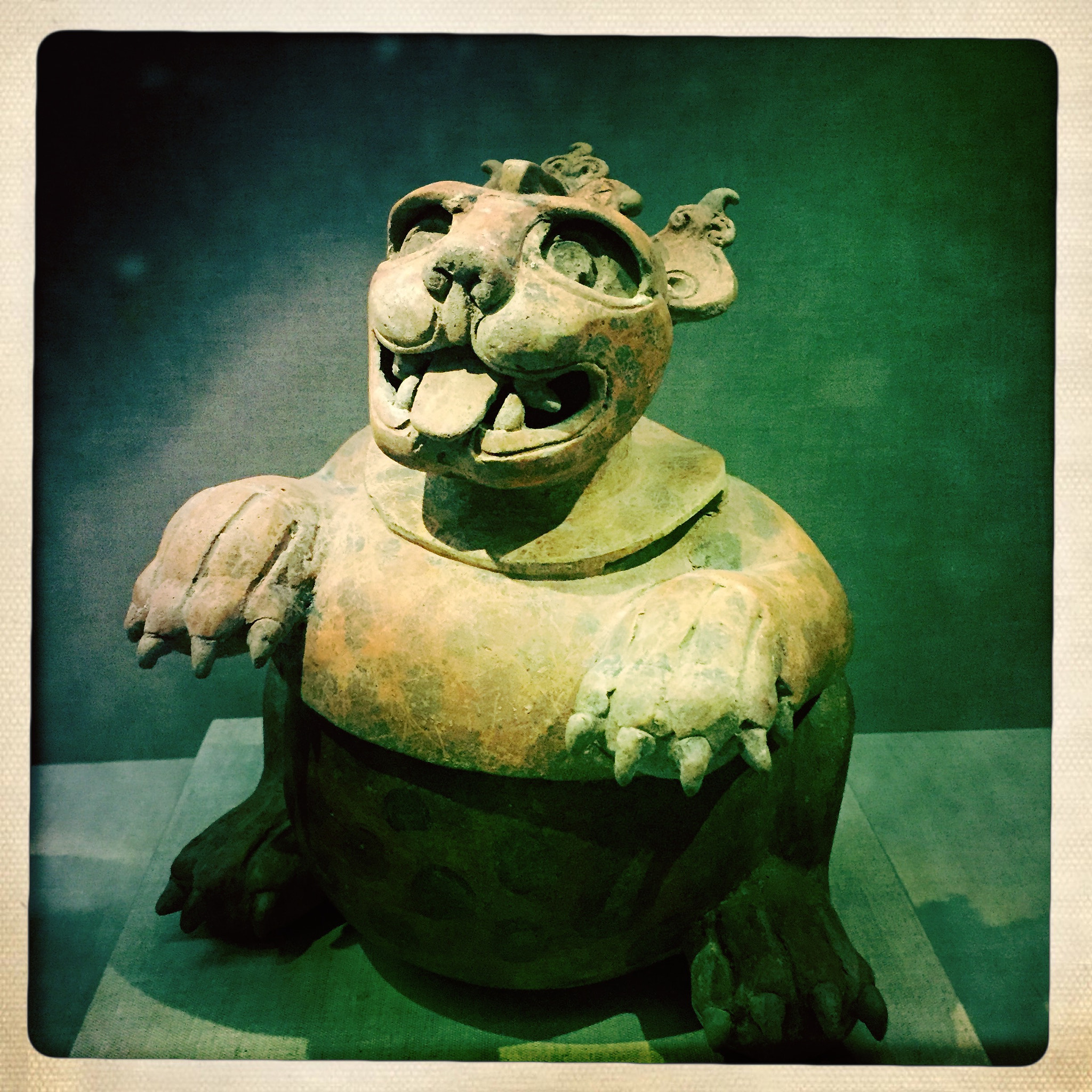 Hipstamatic 312 sample photo. Americas photography