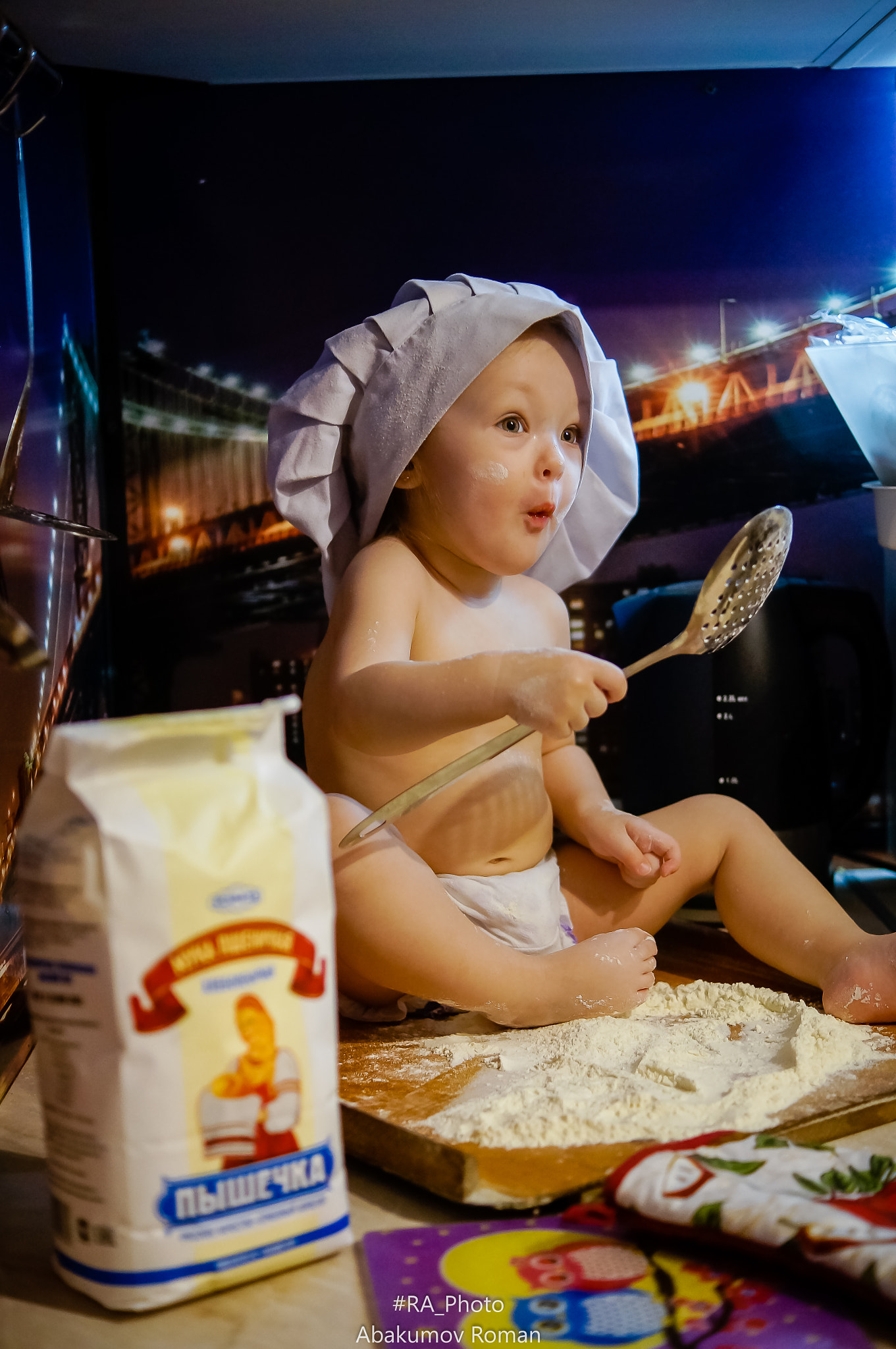 Sony DT 35mm F1.8 SAM sample photo. Little helper 2 photography