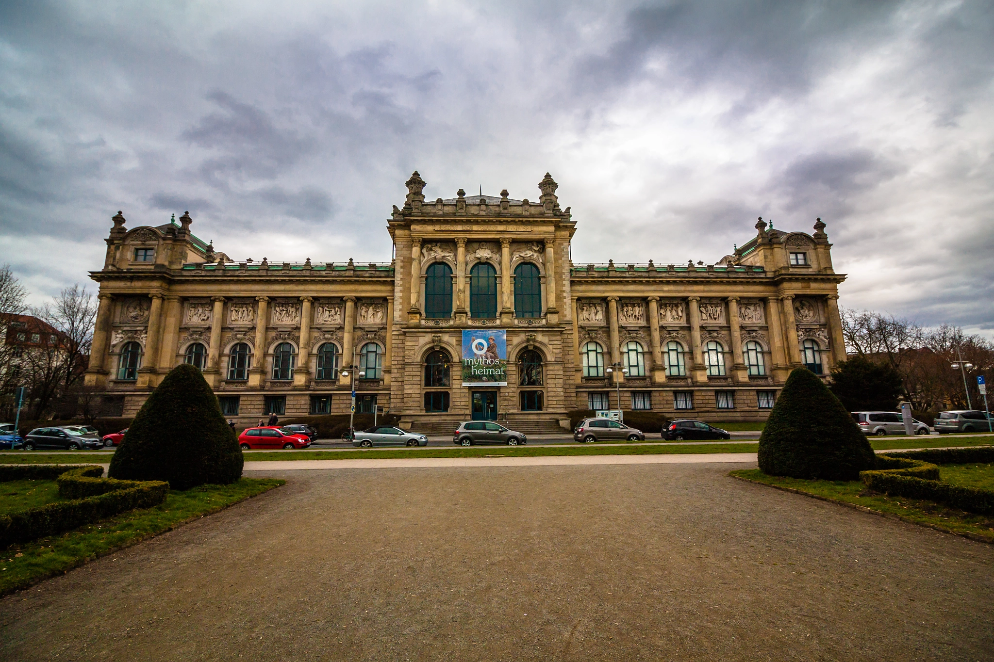 Canon EF-S 10-18mm F4.5–5.6 IS STM sample photo. Hannover niedersächsisches landesmuseum photography