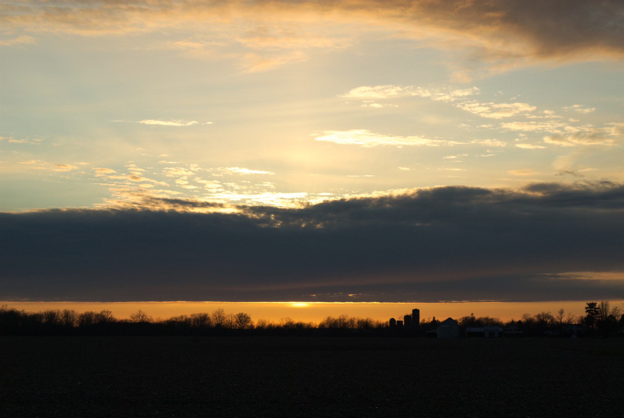 AF Zoom-Nikkor 35-70mm f/3.3-4.5 sample photo. Sunset photography