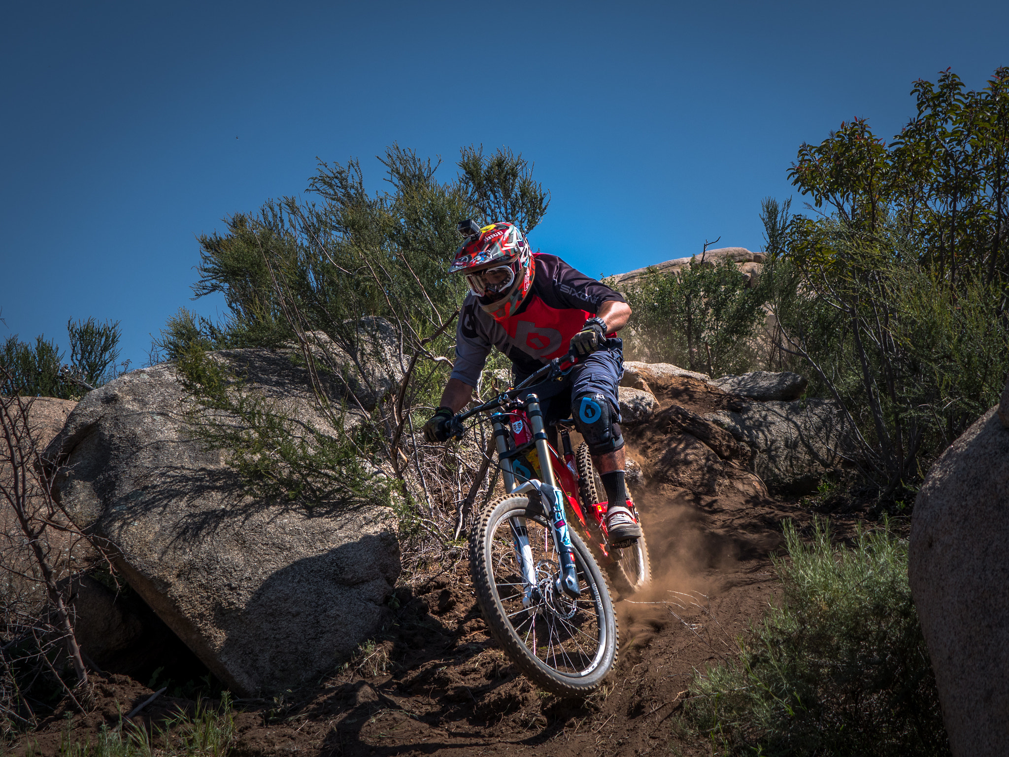 Panasonic Lumix DMC-GH4 sample photo. Downhill - entering into the rock gardens photography