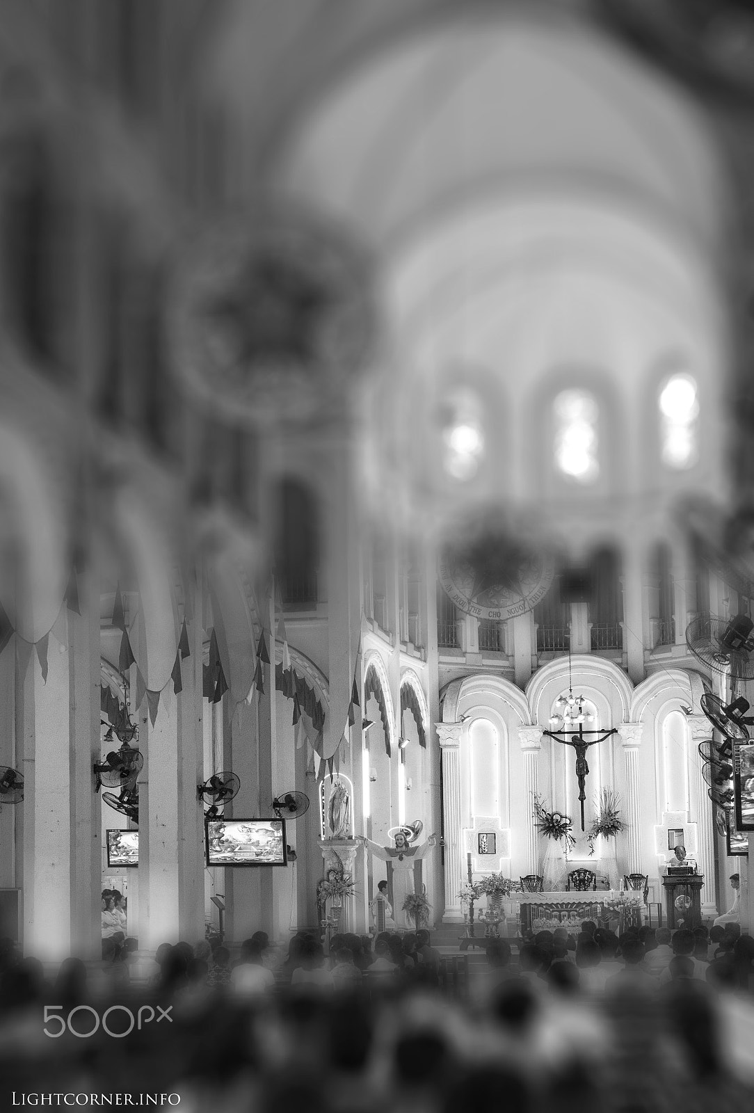 Canon EOS 550D (EOS Rebel T2i / EOS Kiss X4) sample photo. Church of jeanne d'arc - hallelujah photography