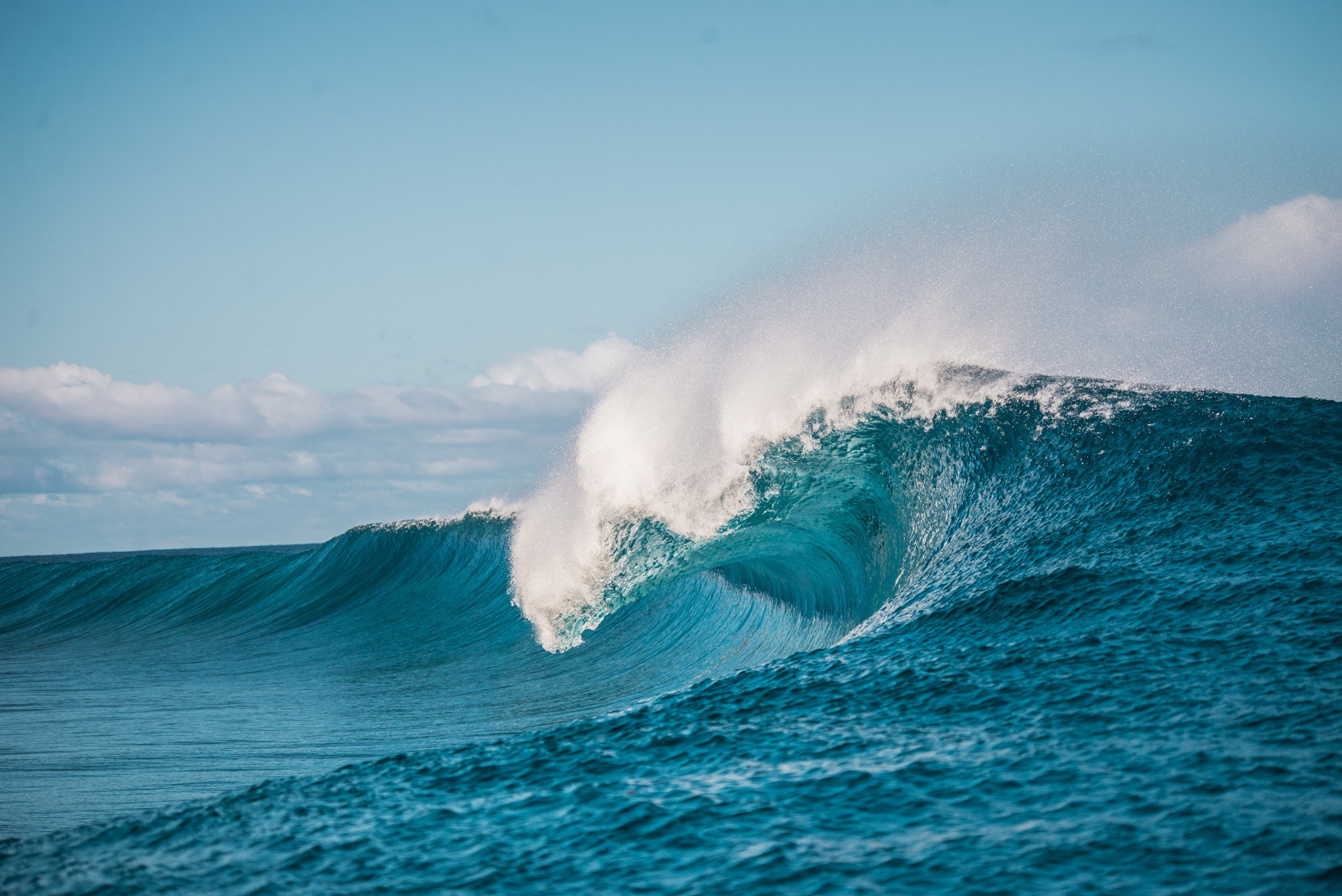 Sigma 120-400mm F4.5-5.6 DG OS HSM sample photo. Teahupoo on its perfection photography