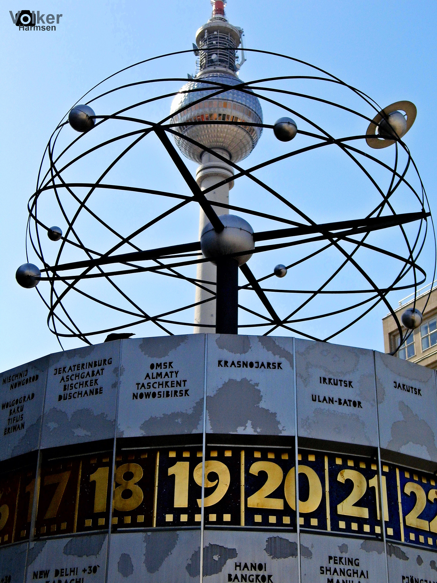 PENTACON luxmedia 16-Z21S sample photo. Berlin alexanderplatz photography