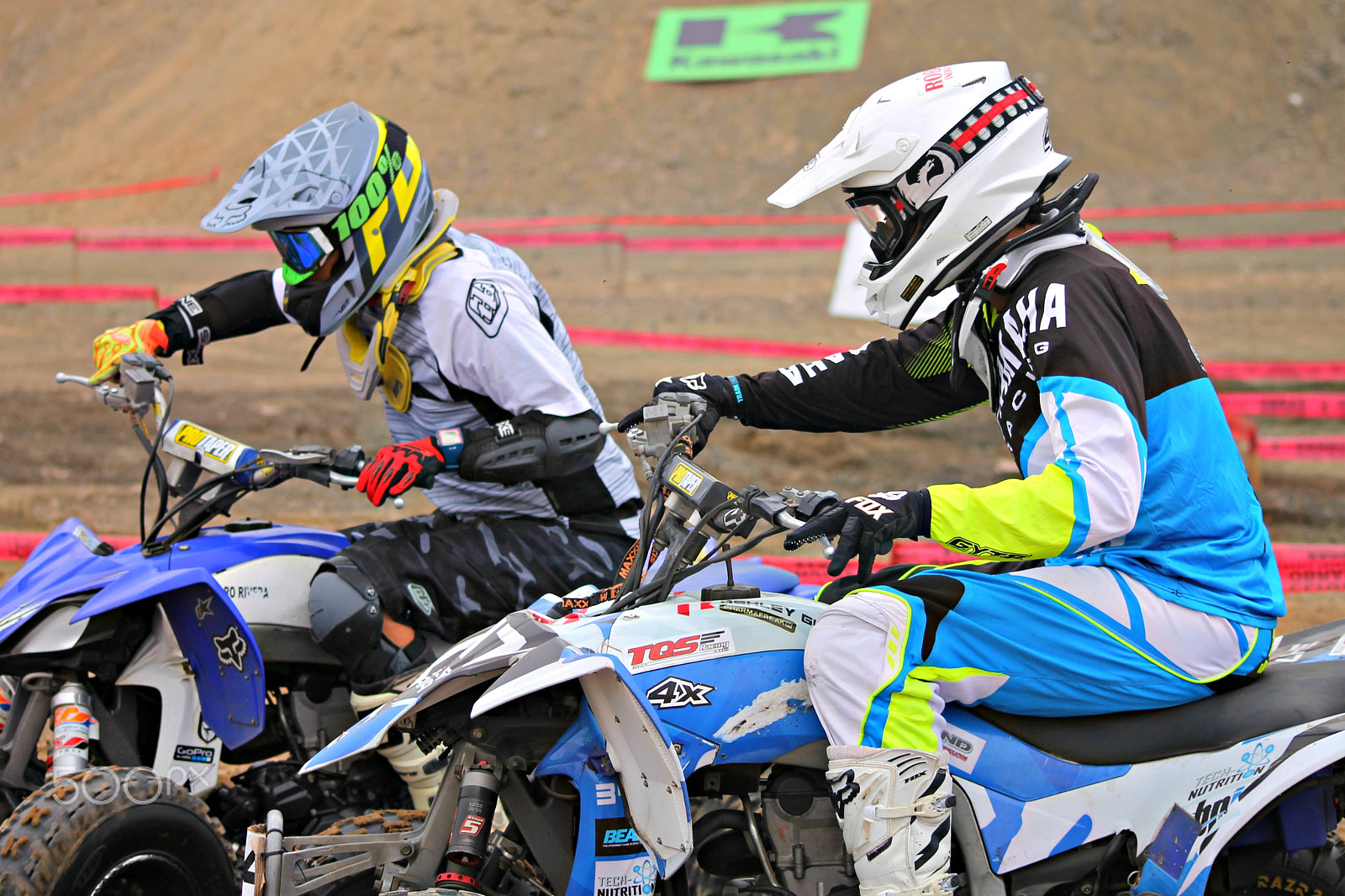 Sigma 70-300mm F4-5.6 APO DG Macro sample photo. Alvaro rivera vs ashley garcia, quadcross race photography