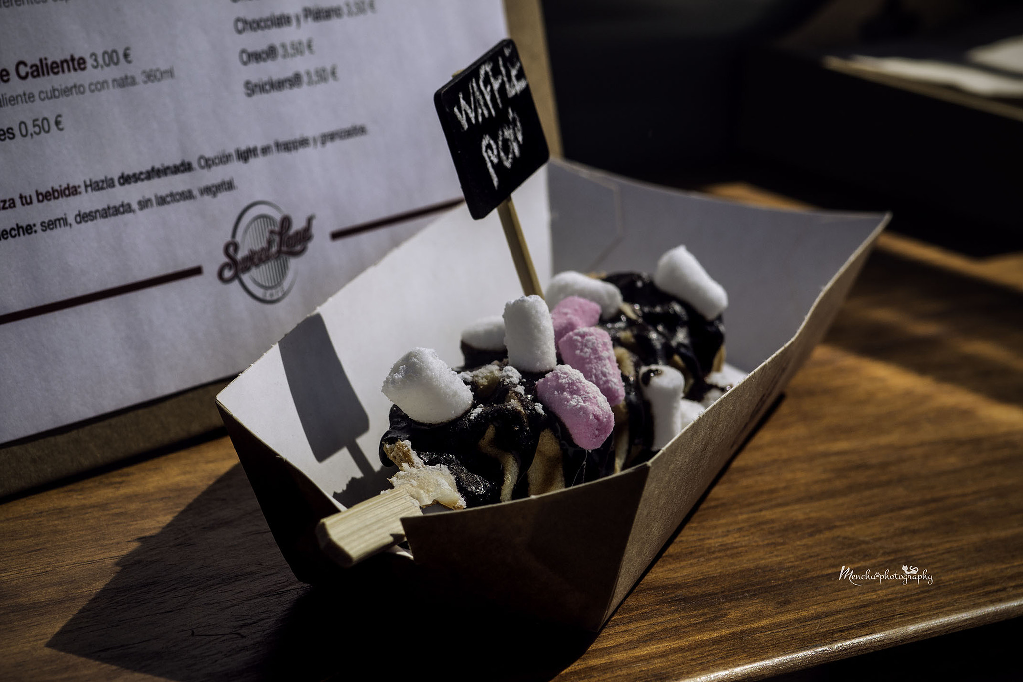 EF28-70mm f/2.8L USM sample photo. Sweet dessert photography