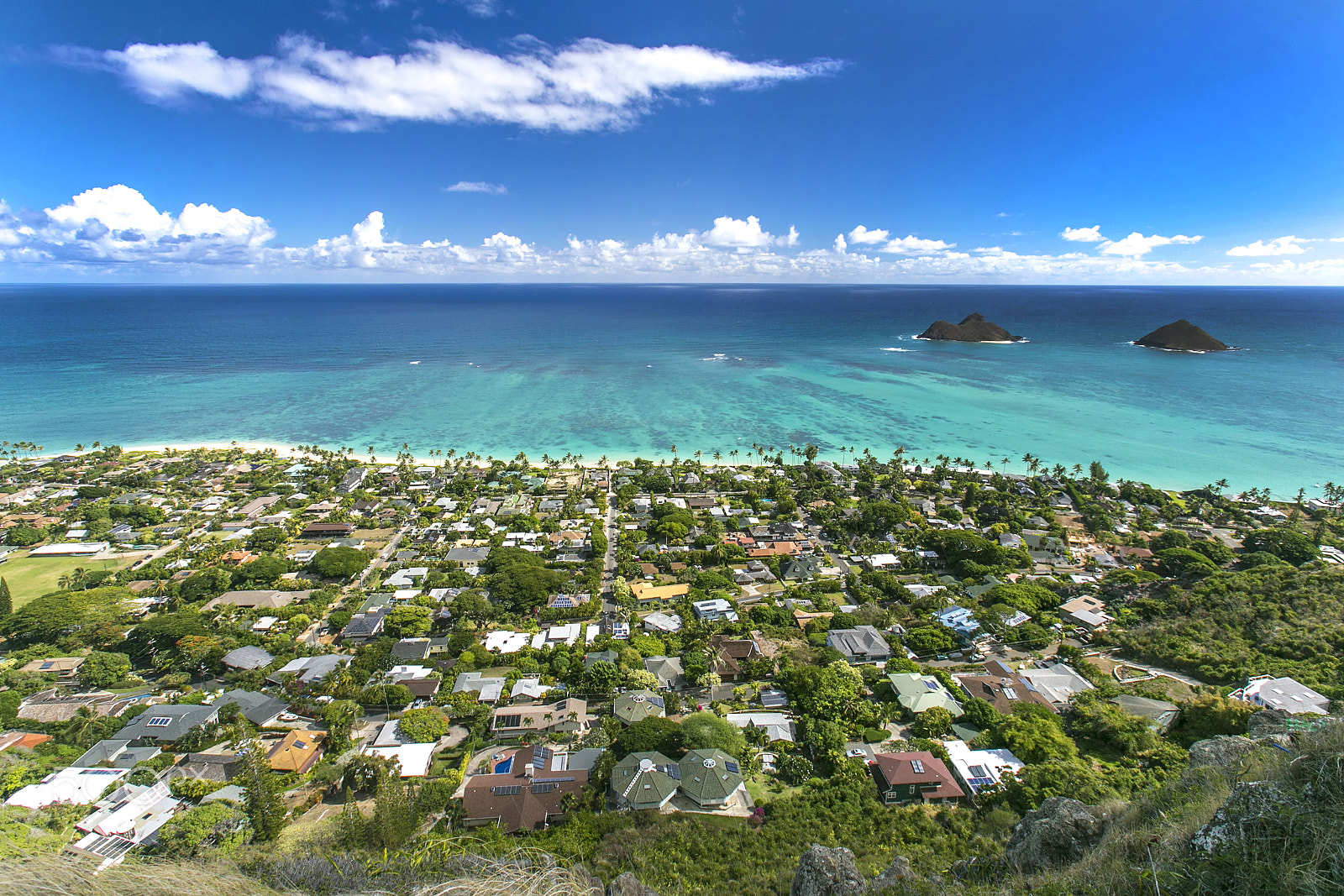 Canon EOS 6D + Canon EF 16-35mm F2.8L USM sample photo. Lanikai pillbox hike on oahu, hawaii photography