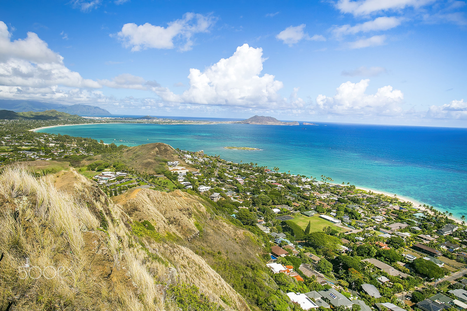 Canon EOS 6D + Canon EF 16-35mm F2.8L USM sample photo. Lanikai pillbox hike on oahu, hawaii photography