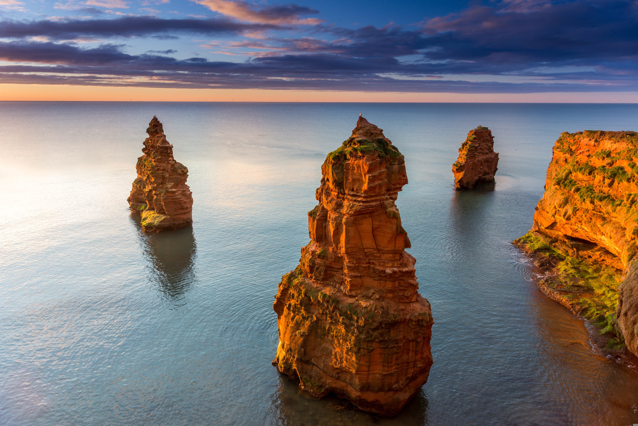 Nikon AF-S Nikkor 24-70mm F2.8E ED VR sample photo. Sea stacks at ladram bay photography
