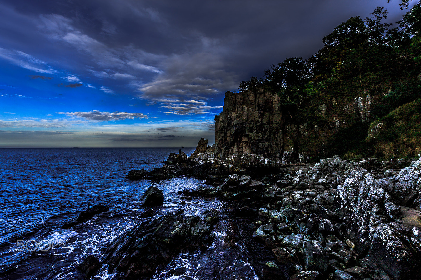 Canon EF 11-24mm F4L USM sample photo. Heiligdom cliffs iii photography
