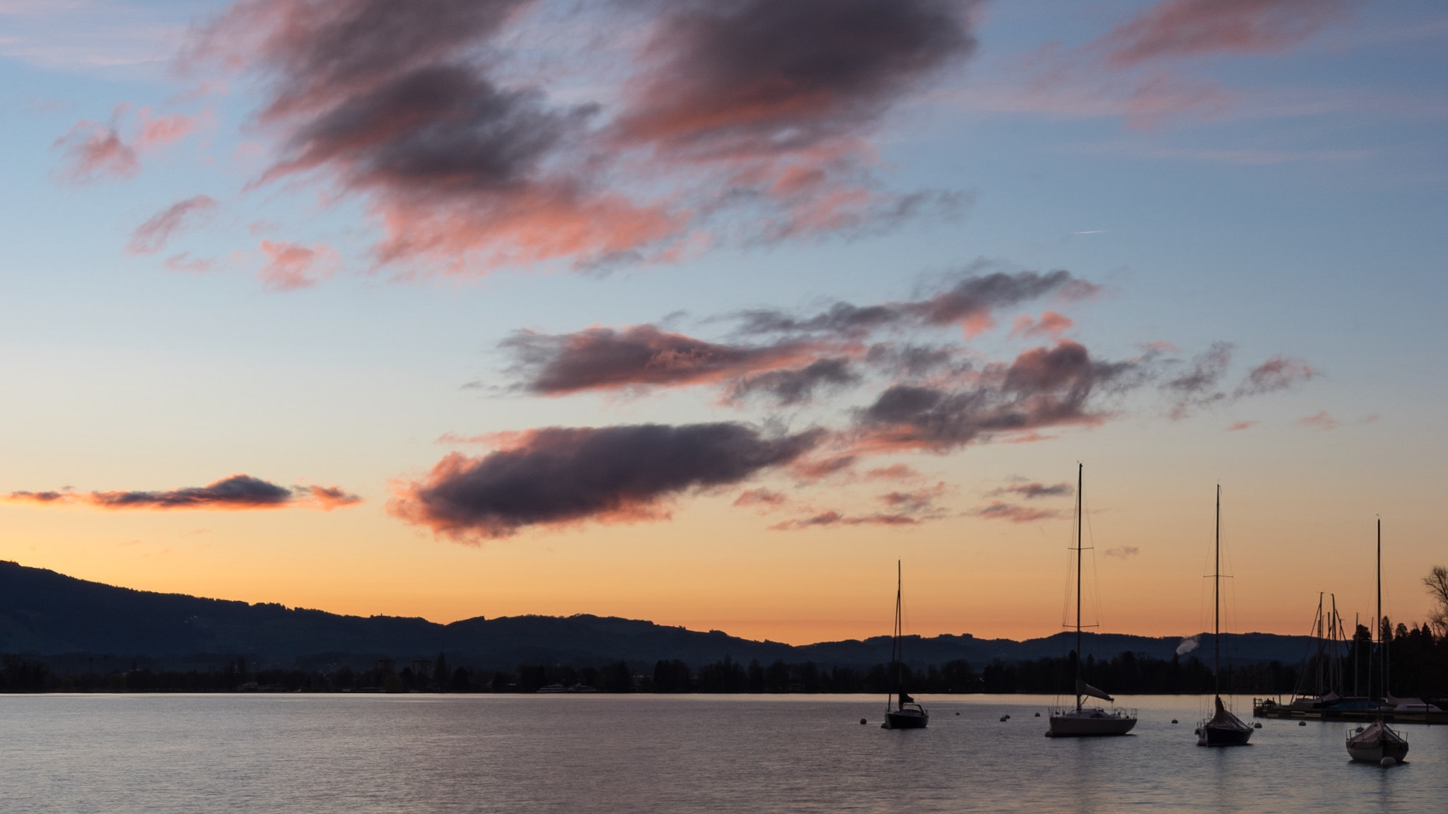 Pentax K-3 II sample photo. Easter sunday evening photography