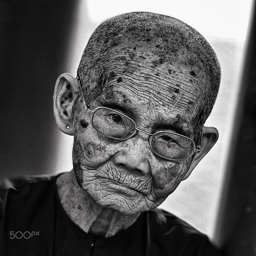 Canon EF 70-200mm F2.8L USM sample photo. She photography
