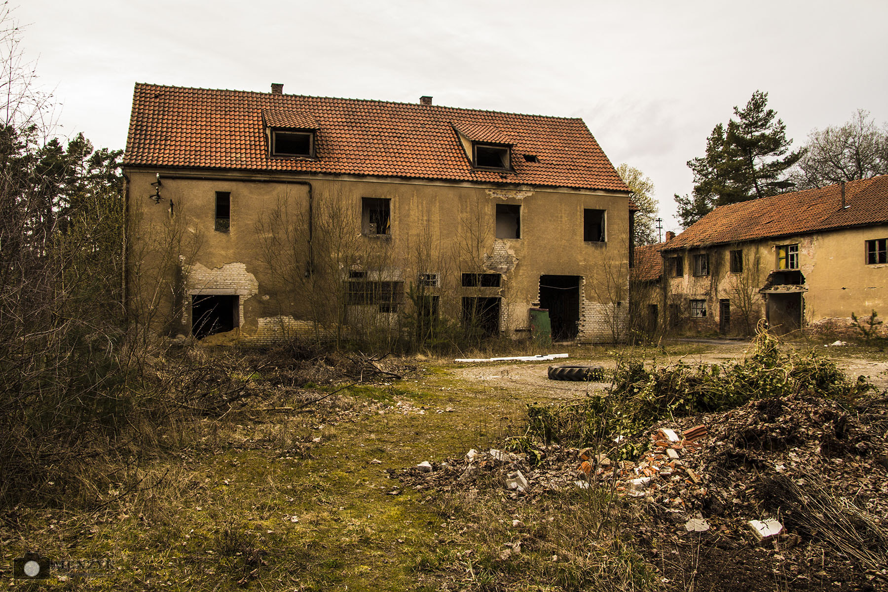 Canon TS-E 90mm F2.8 Tilt-Shift sample photo. Lost places photography