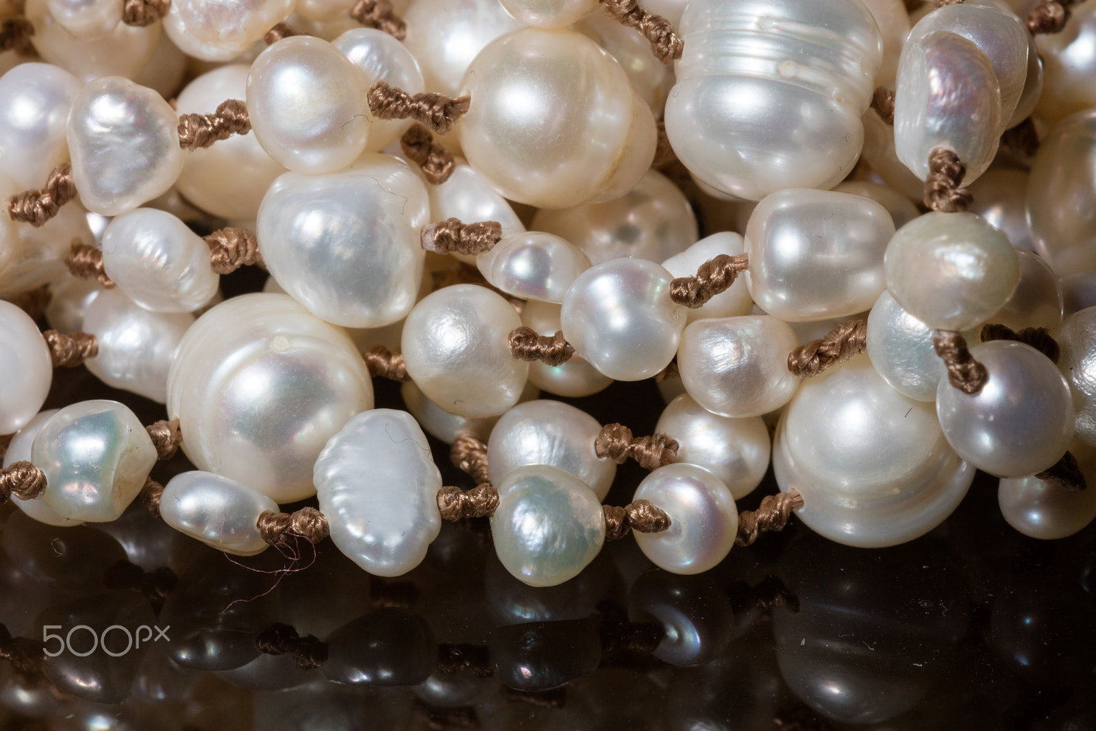 Sigma 150mm f/2.8 EX DG OS HSM APO Macro sample photo. Macro of pearls photography