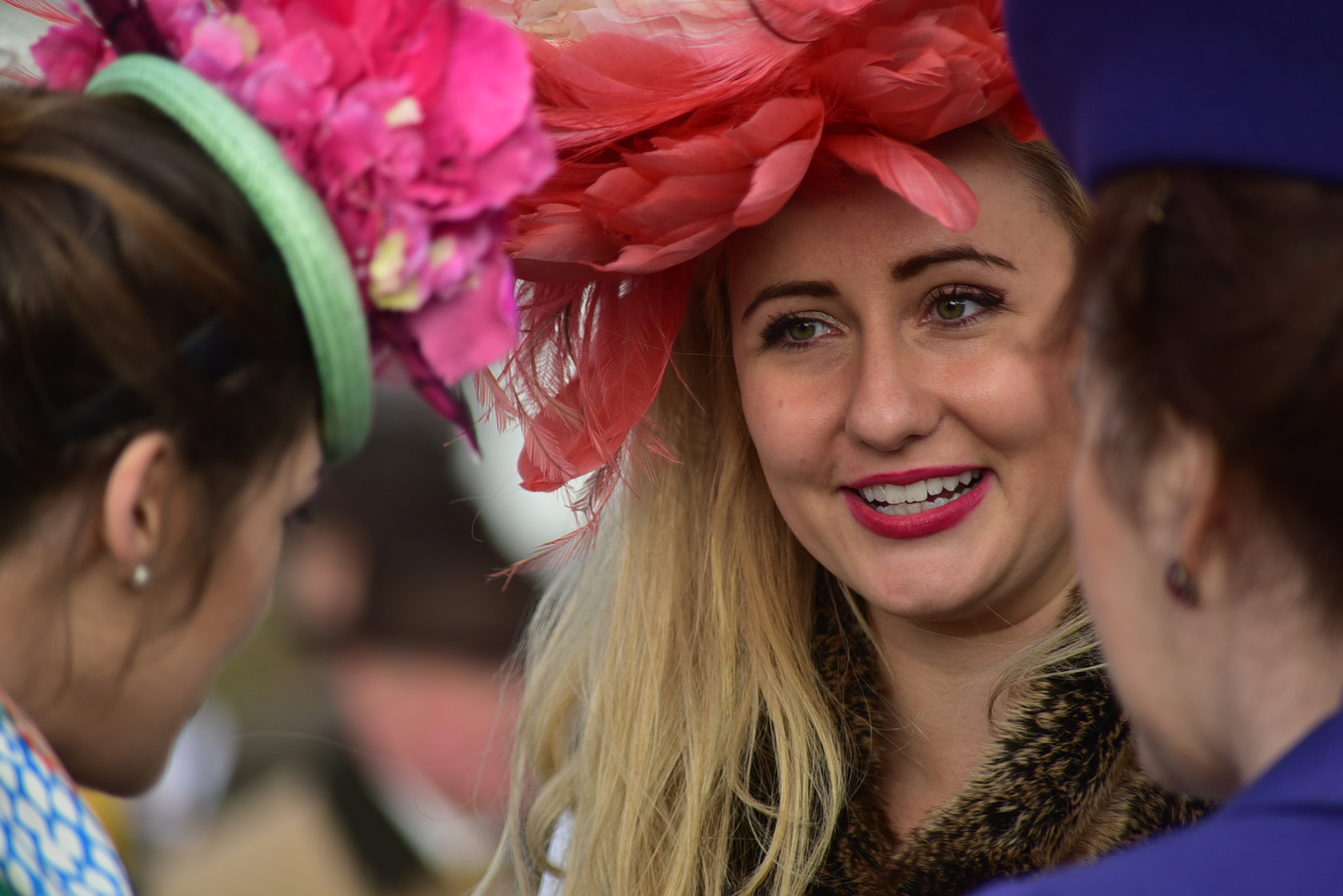 AF Zoom-Nikkor 70-300mm f/4-5.6D ED sample photo. Do you like my hat? photography
