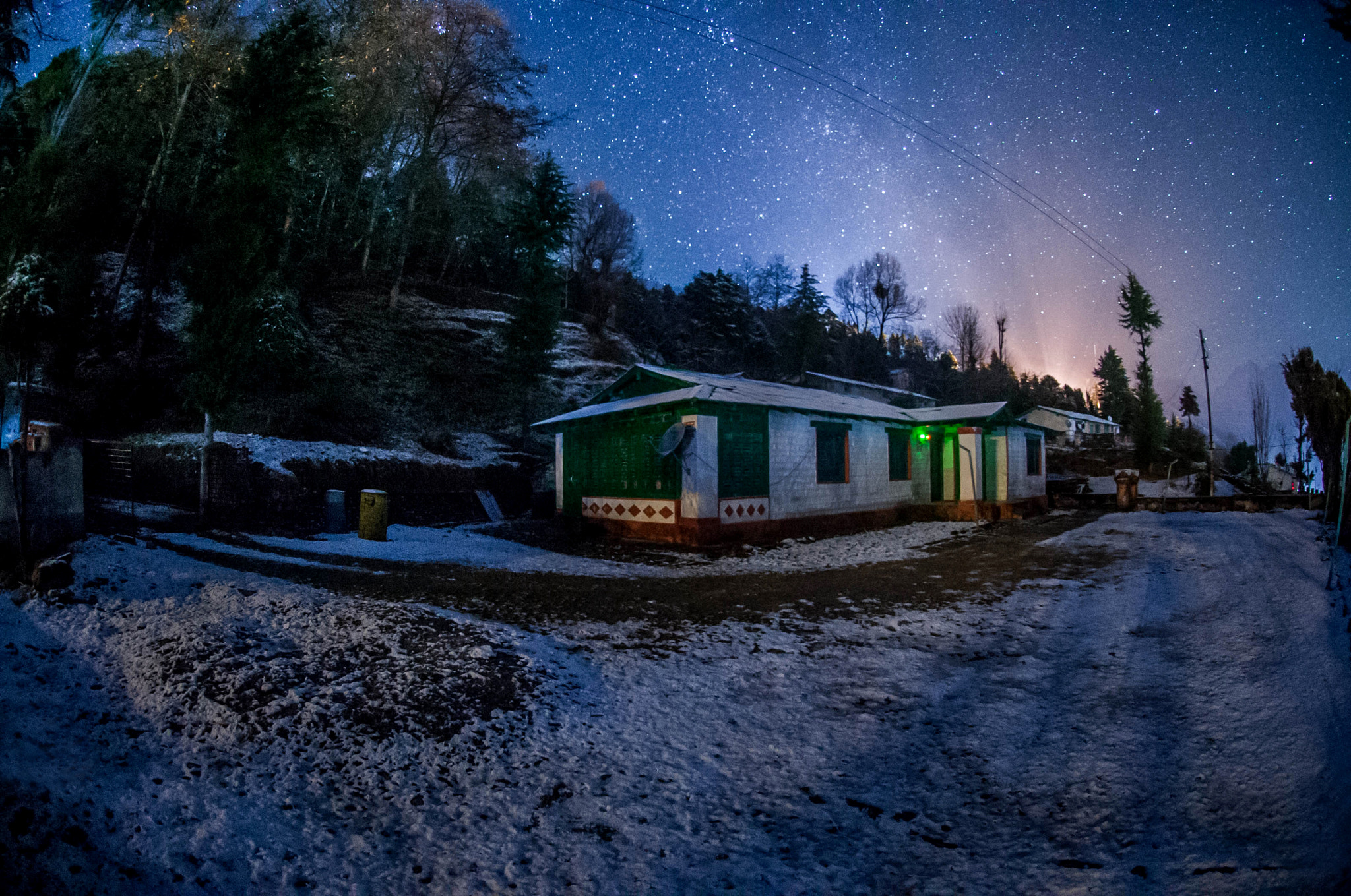 Nikon AF DX Fisheye-Nikkor 10.5mm F2.8G ED sample photo. Himalayas photography