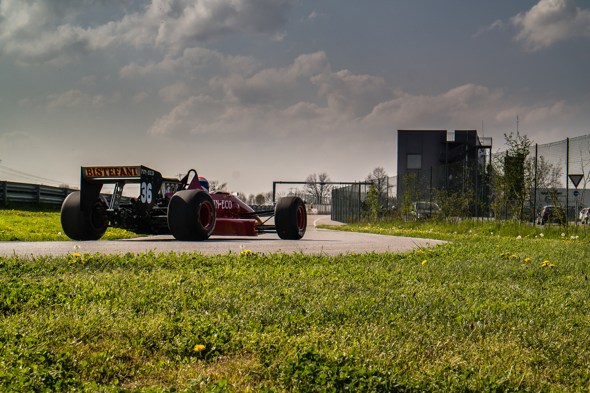 Samsung NX 20-50mm F3.5-5.6 ED sample photo. Vintage formula car photography