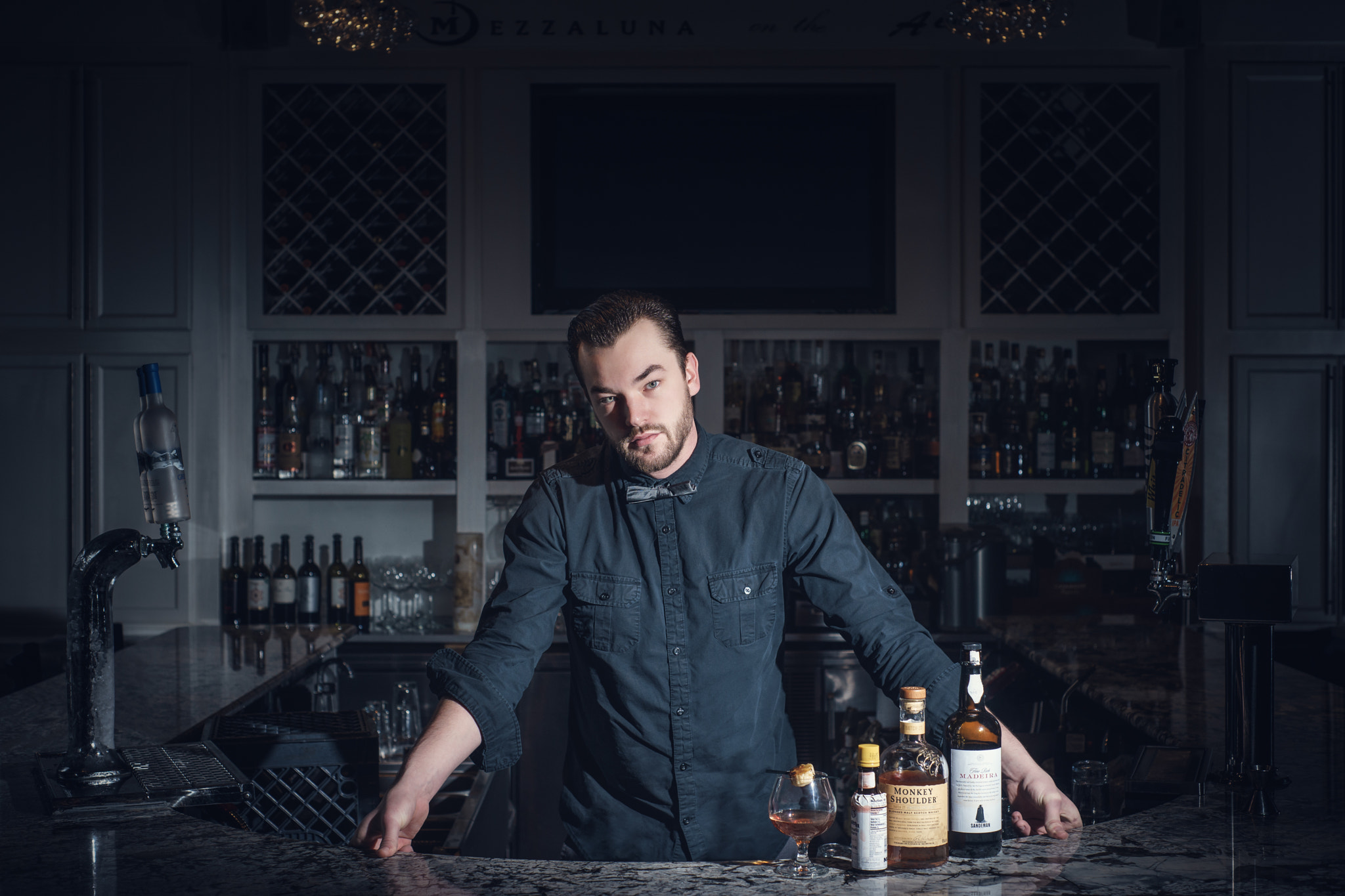 Sony a7 + Minolta AF 50mm F1.7 sample photo. Mixologist photography