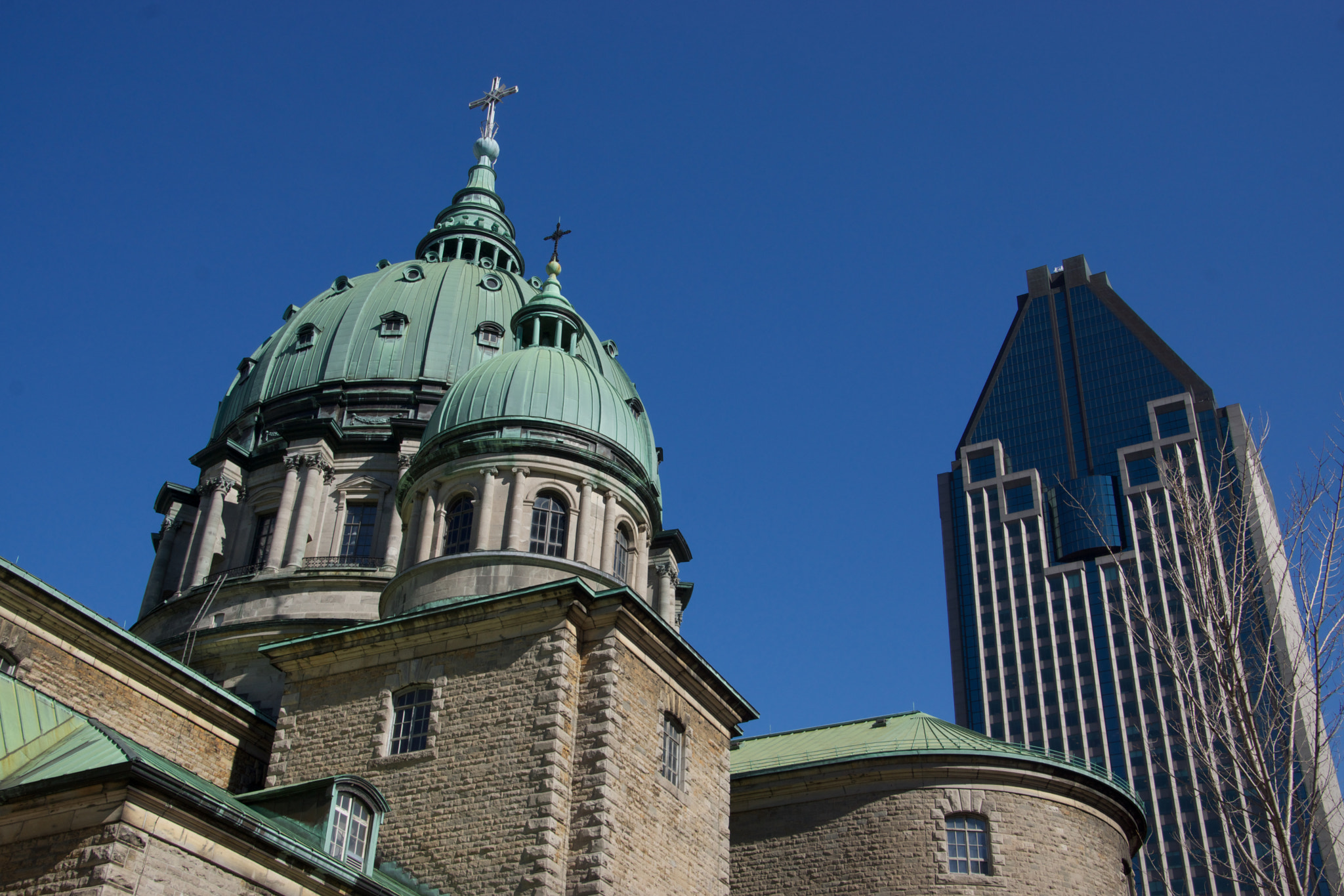Tamron 18-270mm F3.5-6.3 Di II PZD sample photo. Church in downtown photography