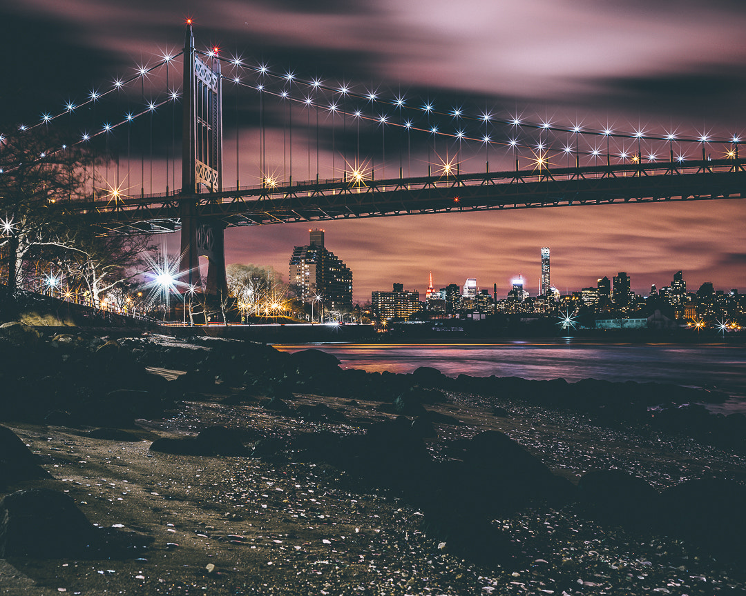 E 35mm F2 sample photo. Cloudy night photography