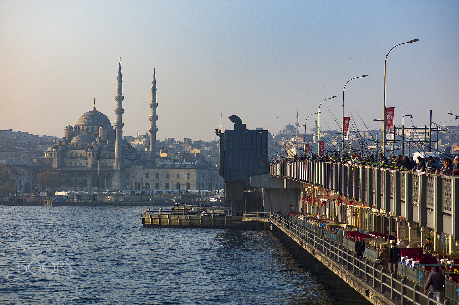 Leica Summicron-M 90mm f/2 (II) sample photo. Fishers on the galata bridge at istanbul photography