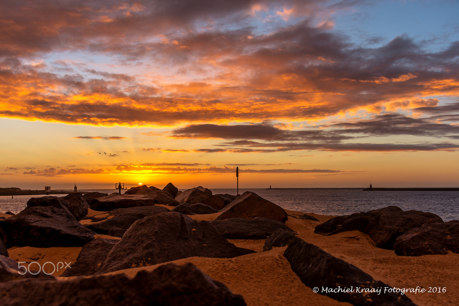 Sigma 18-200mm F3.5-6.3 DC OS HSM sample photo. Eerste late zonsondergang photography