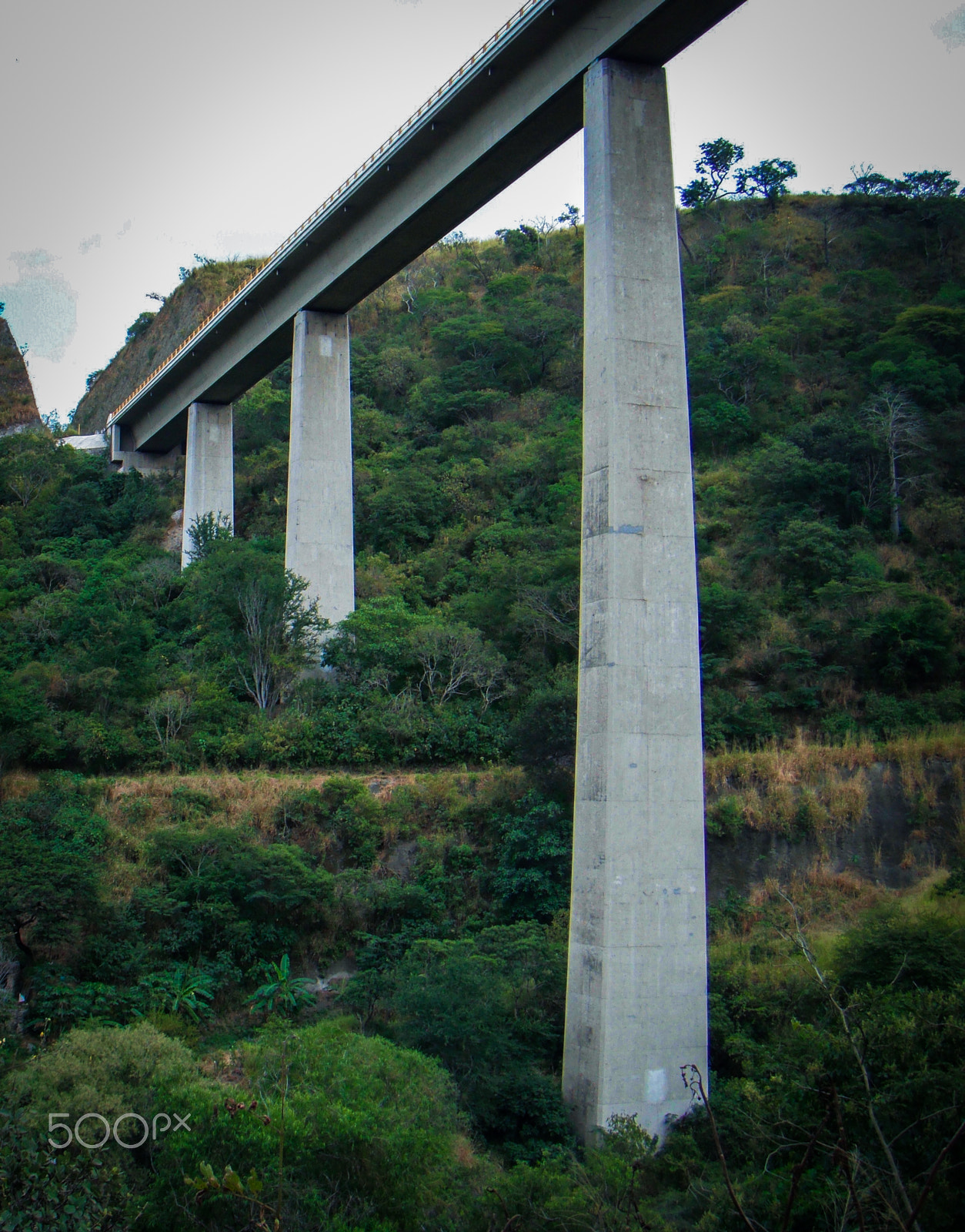 FujiFilm FinePix Z70 (FinePix Z71) sample photo. Highway bridge over the canyon photography