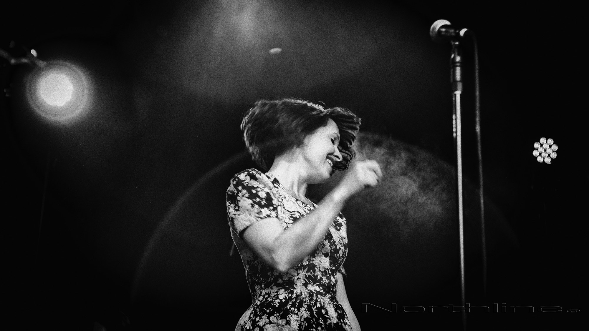 Nikon D750 + AF Zoom-Nikkor 35-70mm f/2.8D sample photo. Lorna thomas - skinny lister photography