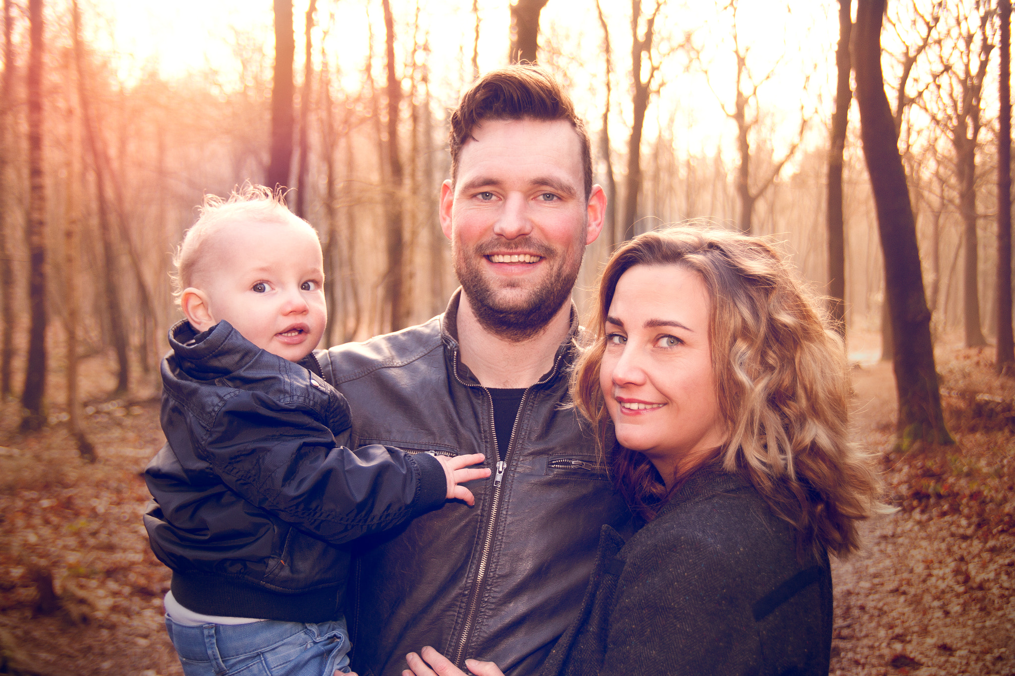 Canon EOS 50D + Sigma 18-50mm f/2.8 Macro sample photo. Family shoot photography