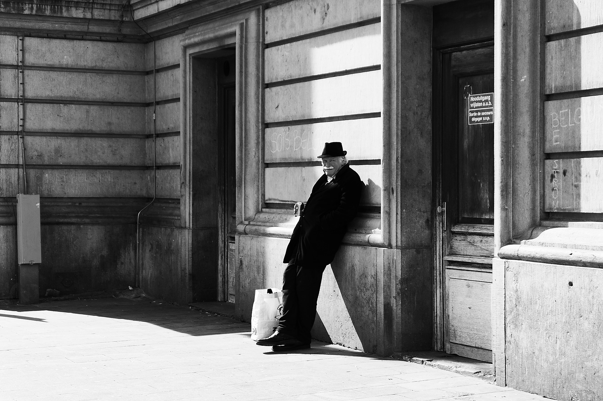 Fujifilm XC 16-50mm F3.5-5.6 OIS sample photo. I love bruxelles photography