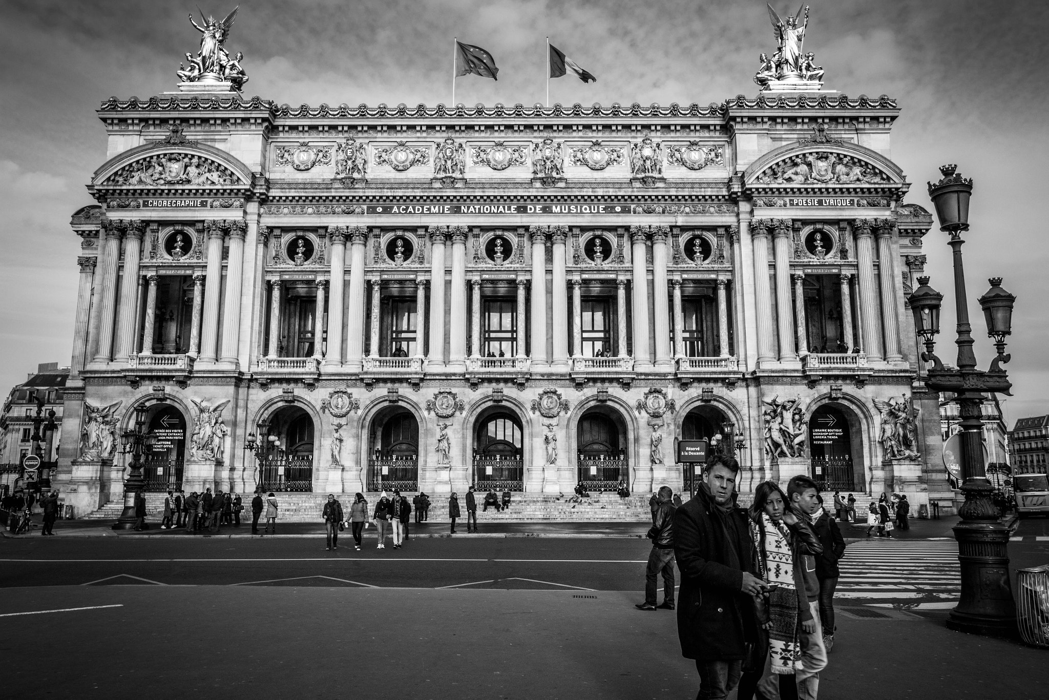 Canon EF-S 10-18mm F4.5–5.6 IS STM sample photo. Opera garnier - paris photography