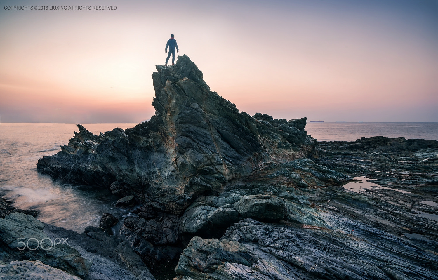 Sony a99 II + Sony Vario-Sonnar T* 16-35mm F2.8 ZA SSM sample photo. 等待黎明 photography