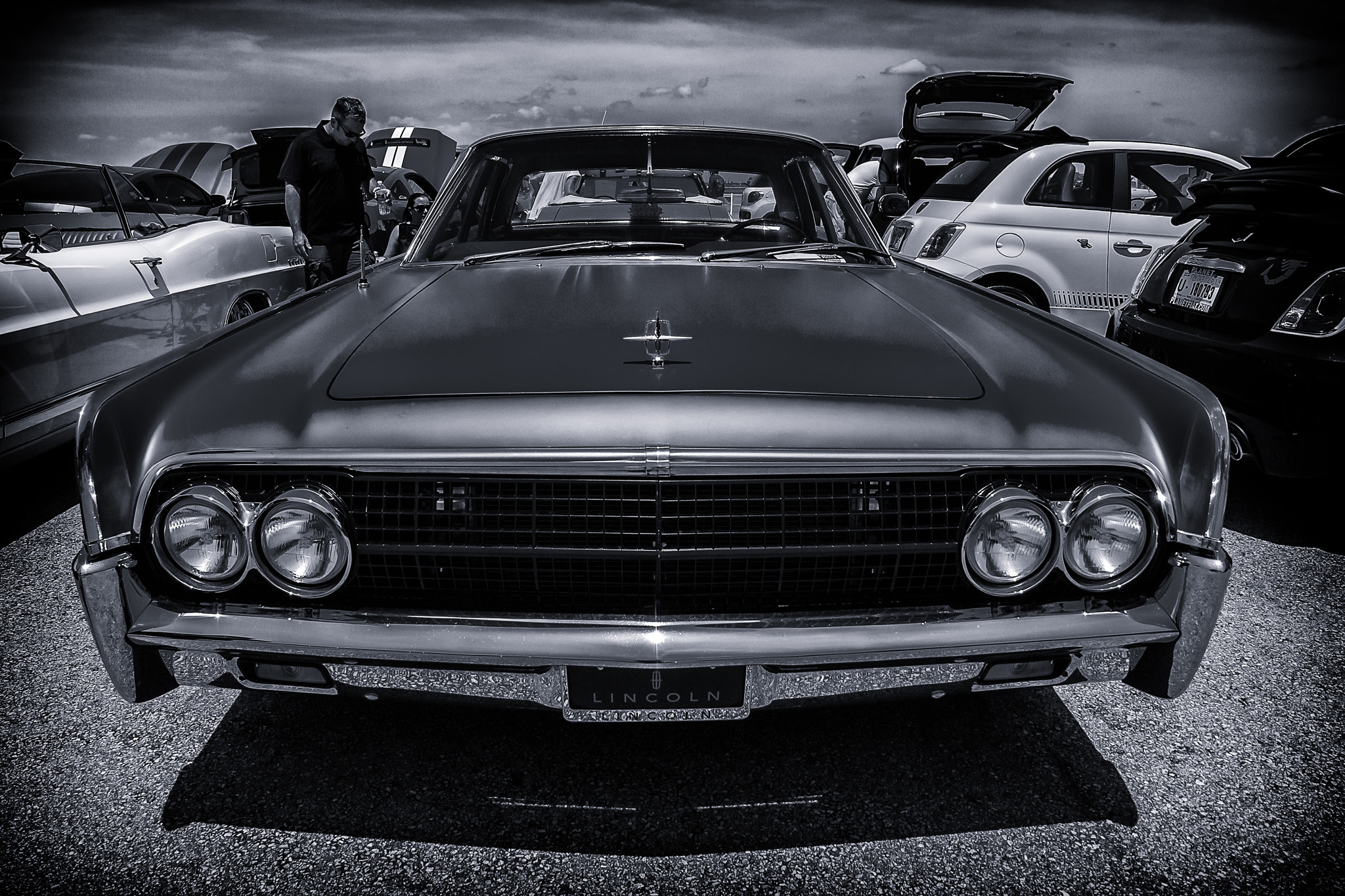 Olympus Zuiko Digital ED 12-60mm F2.8-4.0 SWD sample photo. 1963 lincoln continental photography