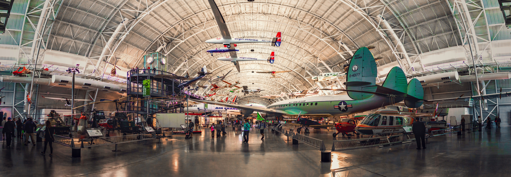 Sigma 17-70mm F2.8-4 DC Macro OS HSM | C sample photo. Planes photography