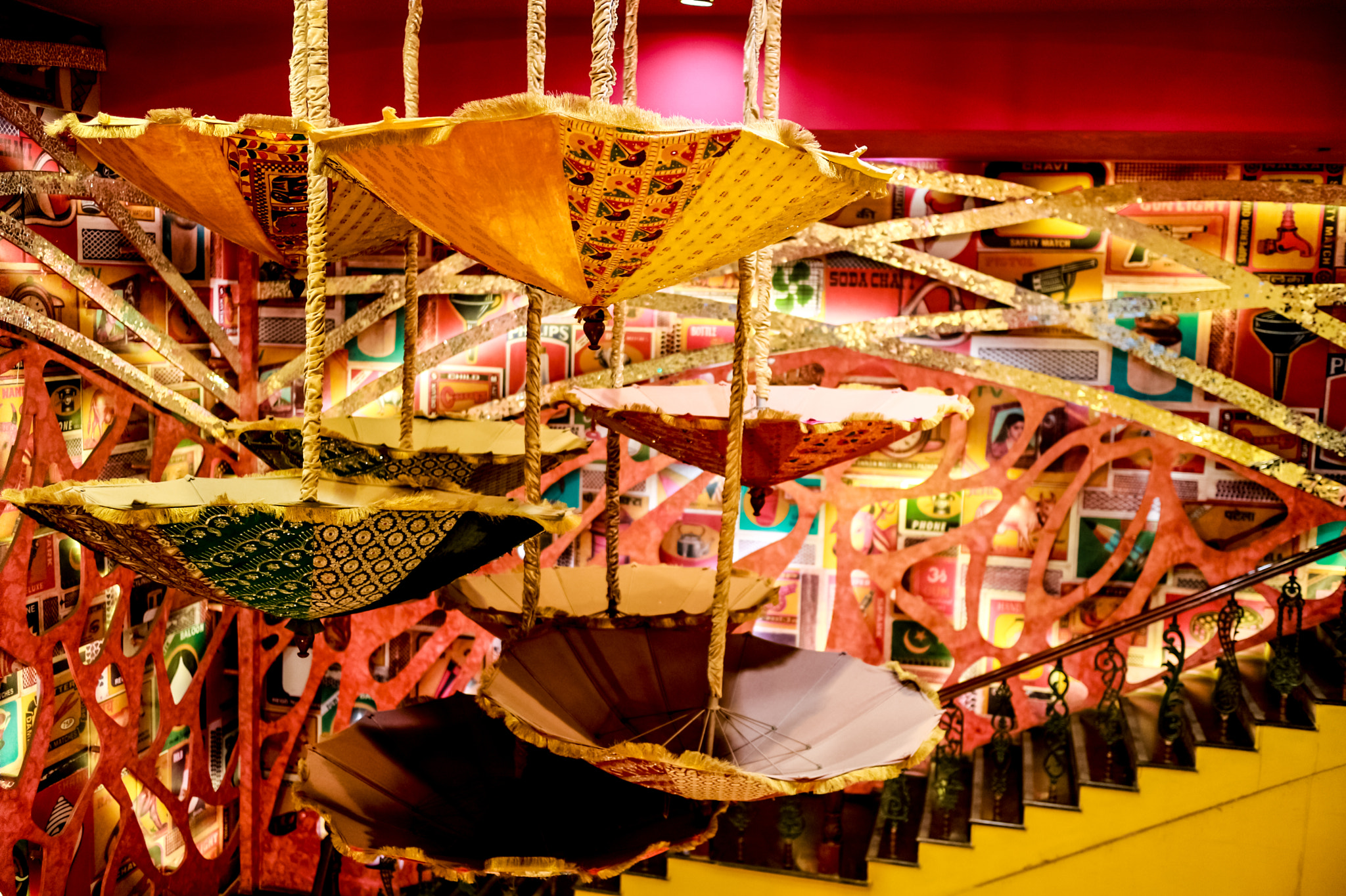 Canon EOS M2 + Canon EF-M 22mm F2 STM sample photo. Umbrellas photography