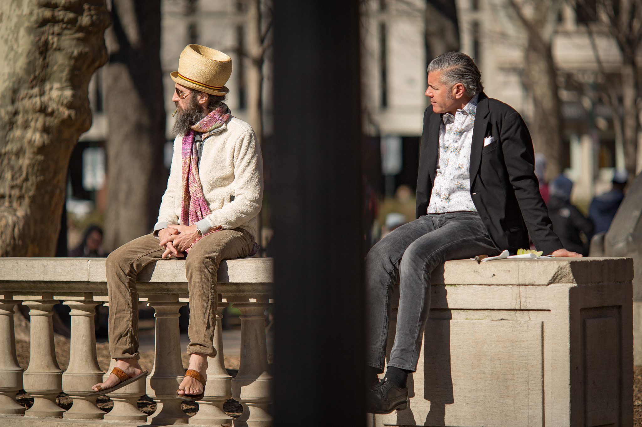 Canon EF 135mm F2L USM sample photo. Street_photography-14 photography