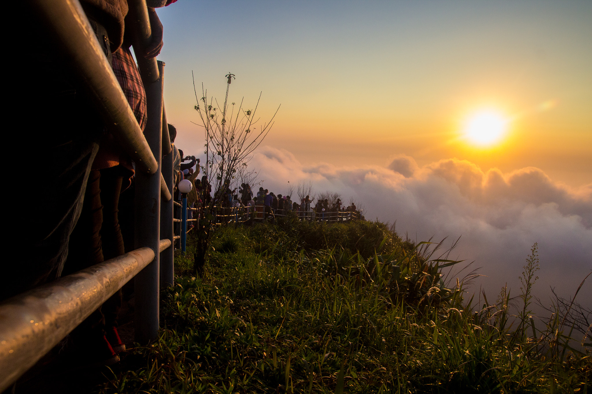 Canon EOS 600D (Rebel EOS T3i / EOS Kiss X5) sample photo. Thailand_phutabberg photography