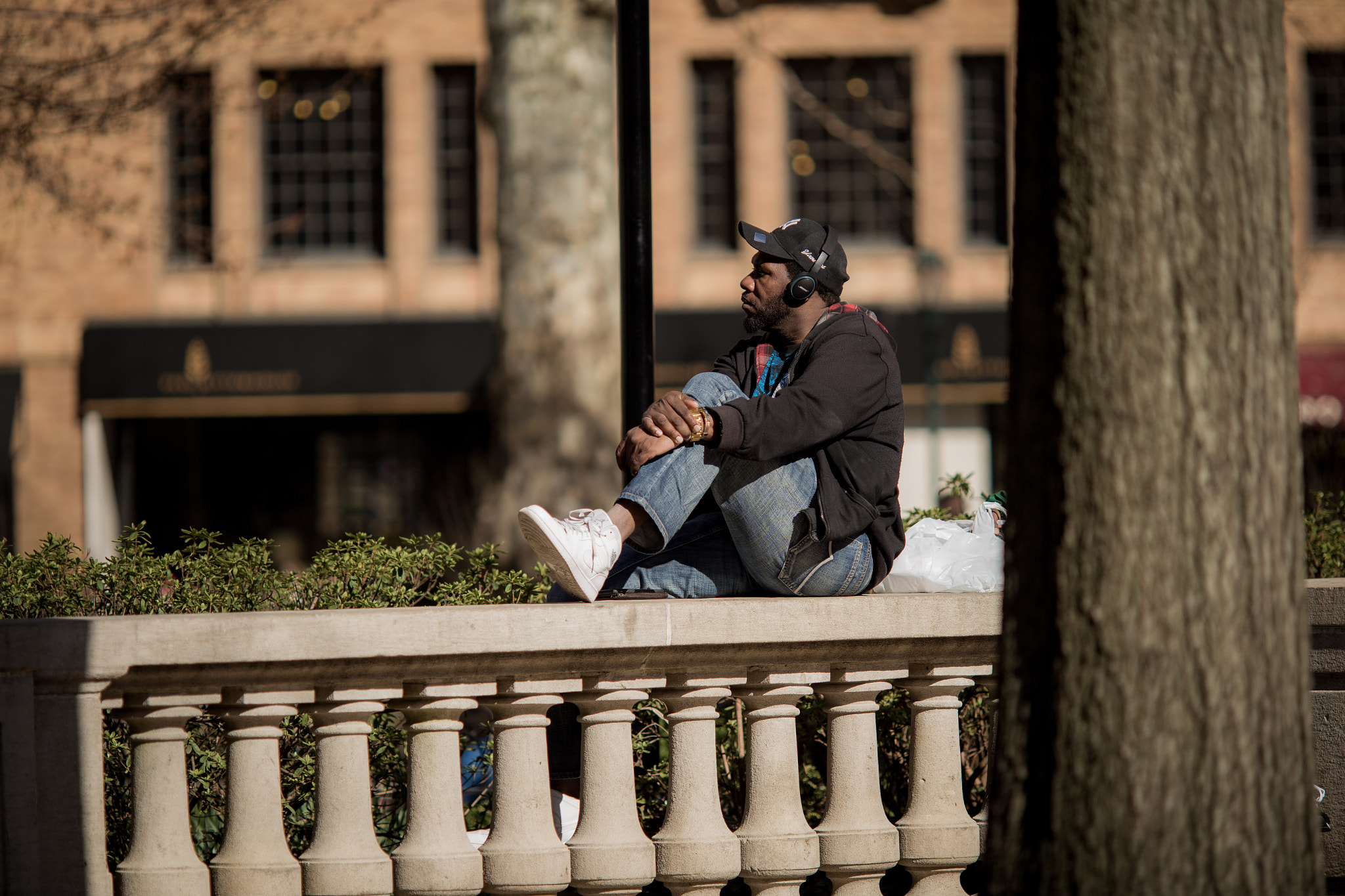 Canon EF 135mm F2L USM sample photo. Street_photography-30 photography
