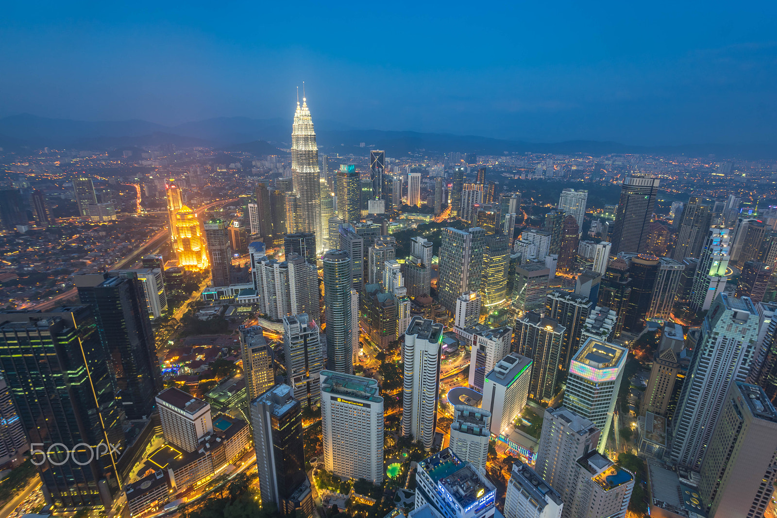 Sony a7 + Canon EF 17-40mm F4L USM sample photo. Blue hour of the majestic kuala lumpur city photography