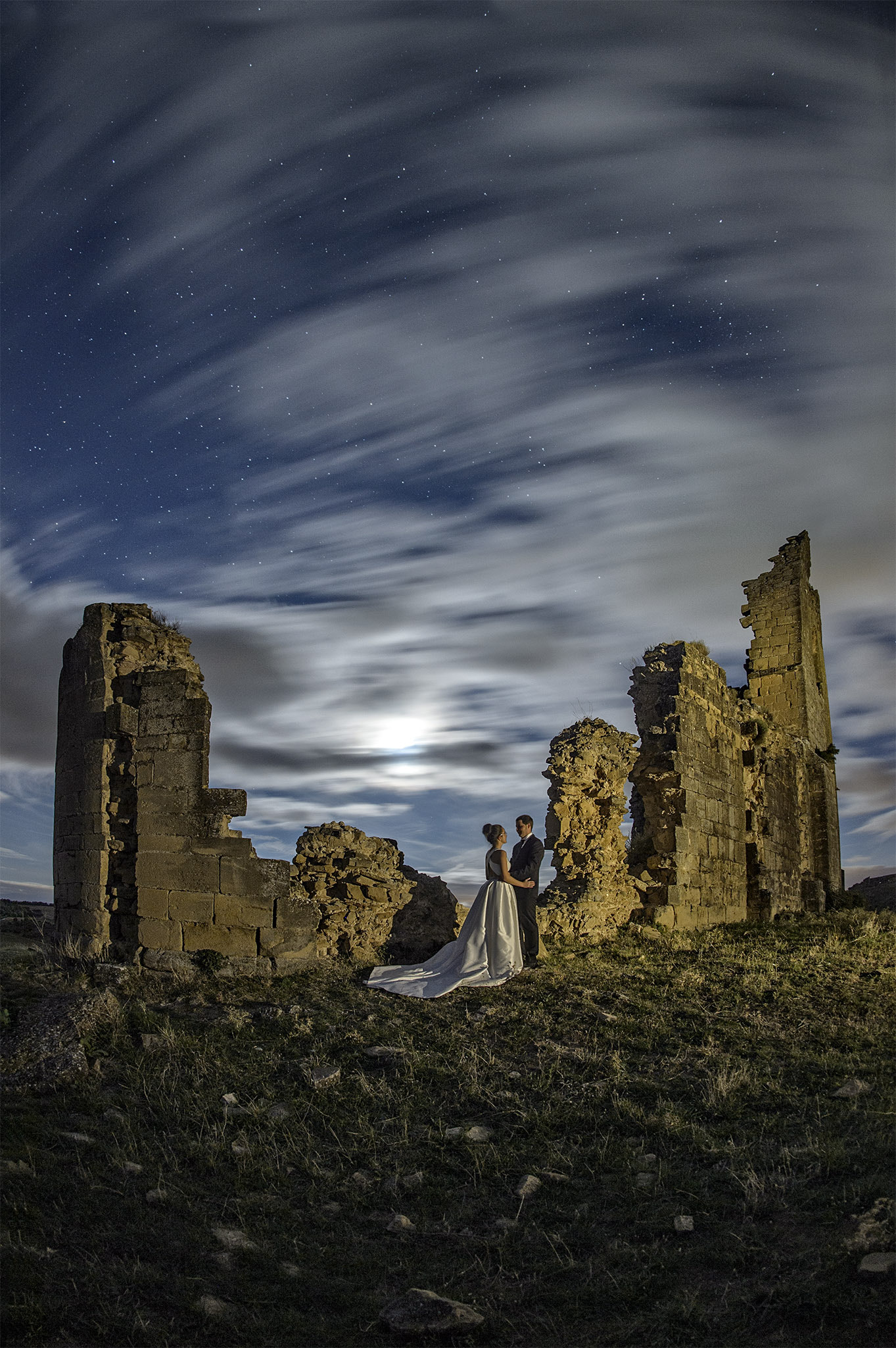 Nikon D4S + Nikon AF Fisheye-Nikkor 16mm F2.8D sample photo. ... a la luz de la luna ... photography