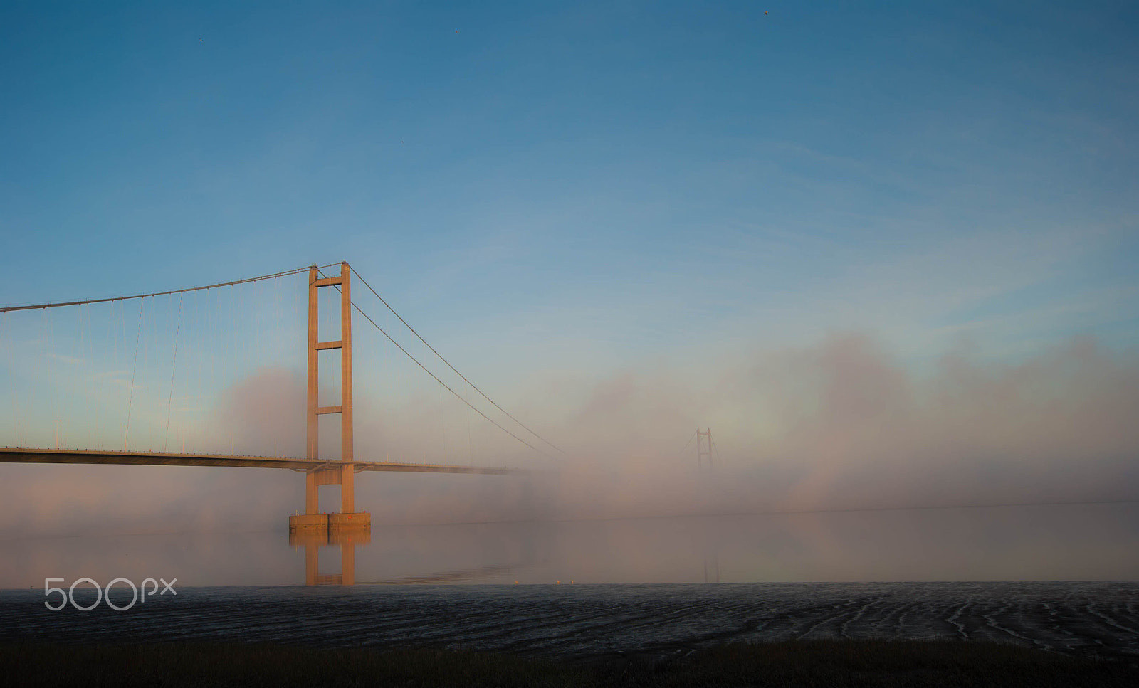 Nikon D3000 + Sigma 10-20mm F3.5 EX DC HSM sample photo. Humber bridge - south bank side photography