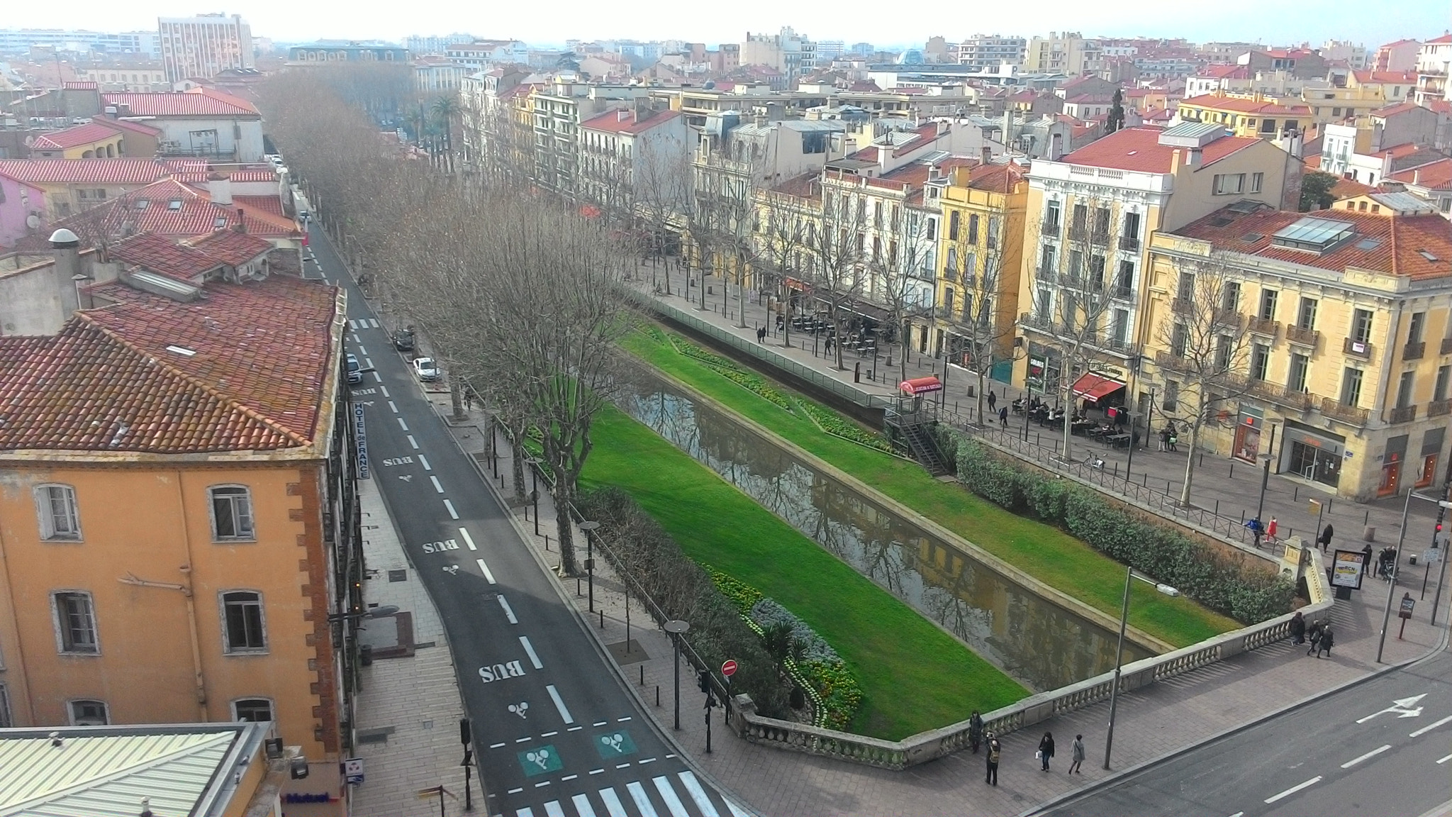 ASUS T00K sample photo. Perpignan from castillet photography