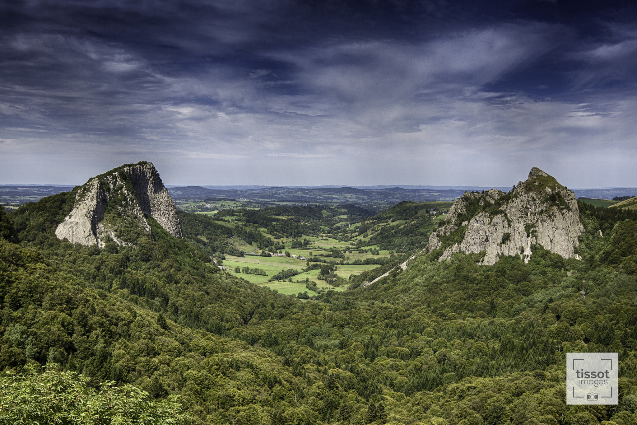 Canon EOS-1D Mark III sample photo. Livradois-forez photography