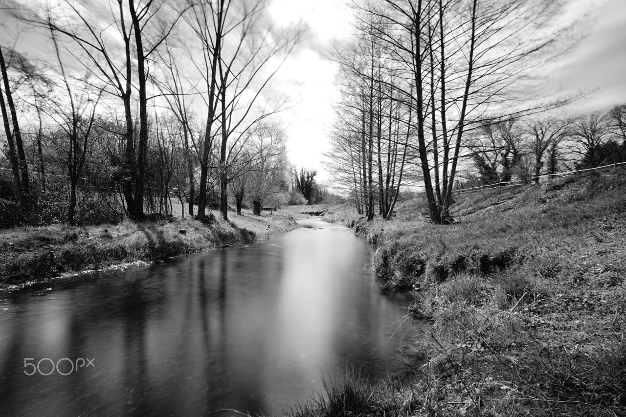 Sony a7 + Sigma 20mm F1.8 EX DG Aspherical RF sample photo. A quick walk afterwork - long exposure photography