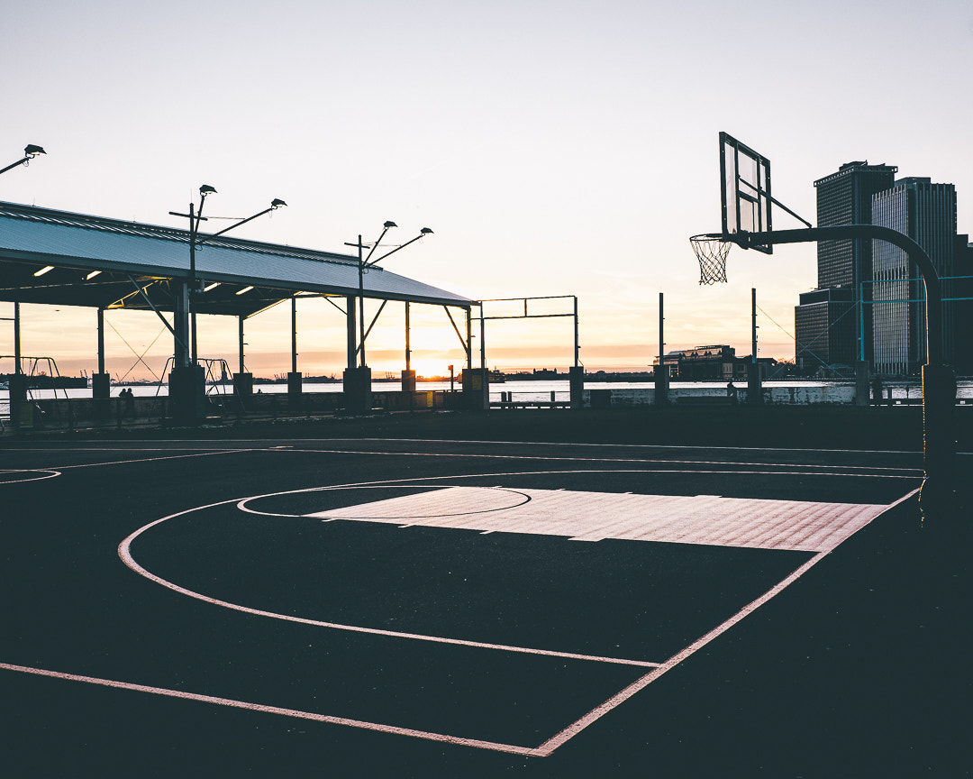 E 35mm F2 sample photo. Sunset on a sunday photography
