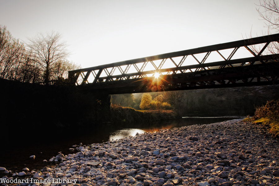Canon EOS 5DS + Canon TS-E 24mm f/3.5L sample photo. Sunset loo bridge railway photography